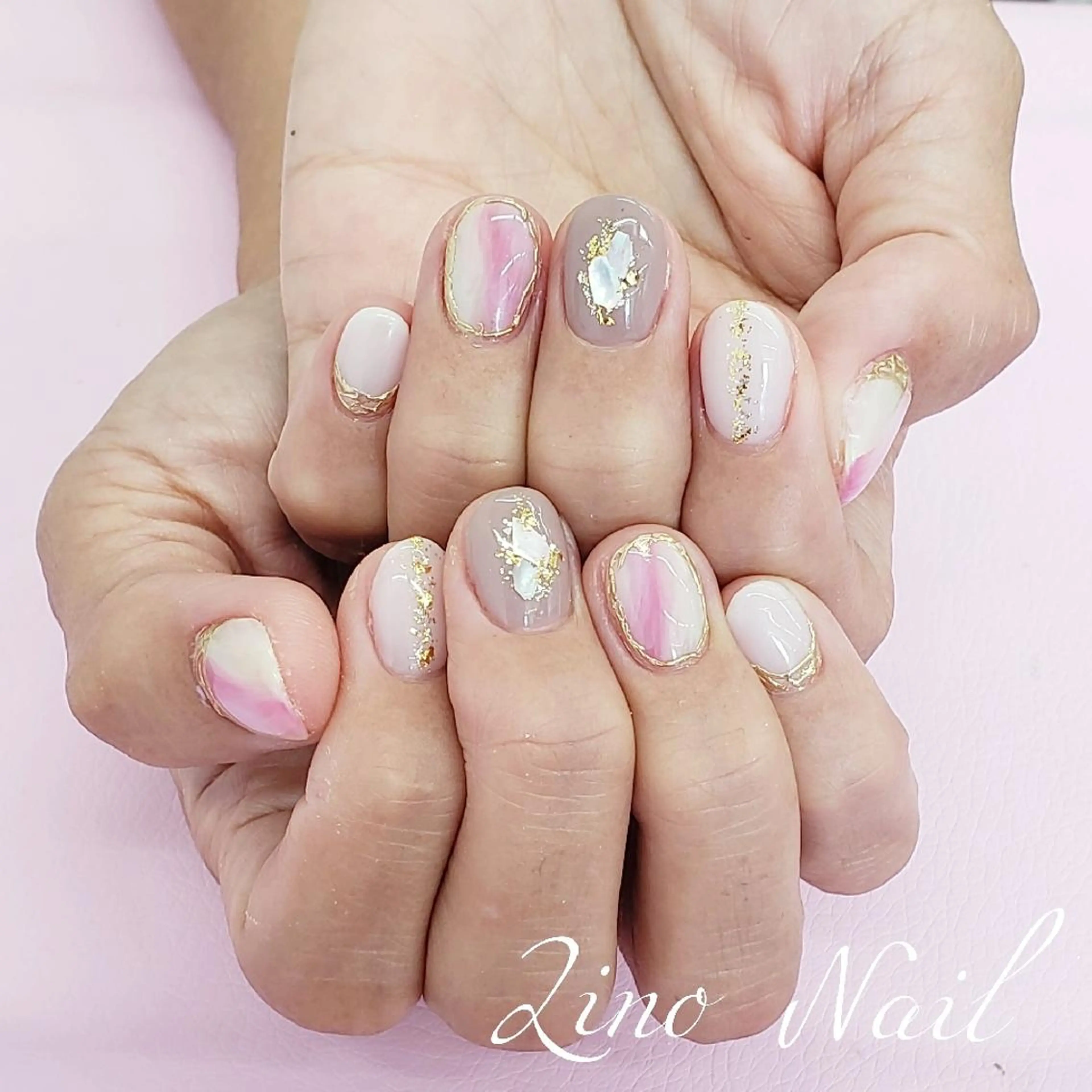 ネイル カジュアル ジェルネイル ラメ(グリッター) ミラーネイル ニュアンスネイル ハンドネイル Lino Nailのネイルデザイン