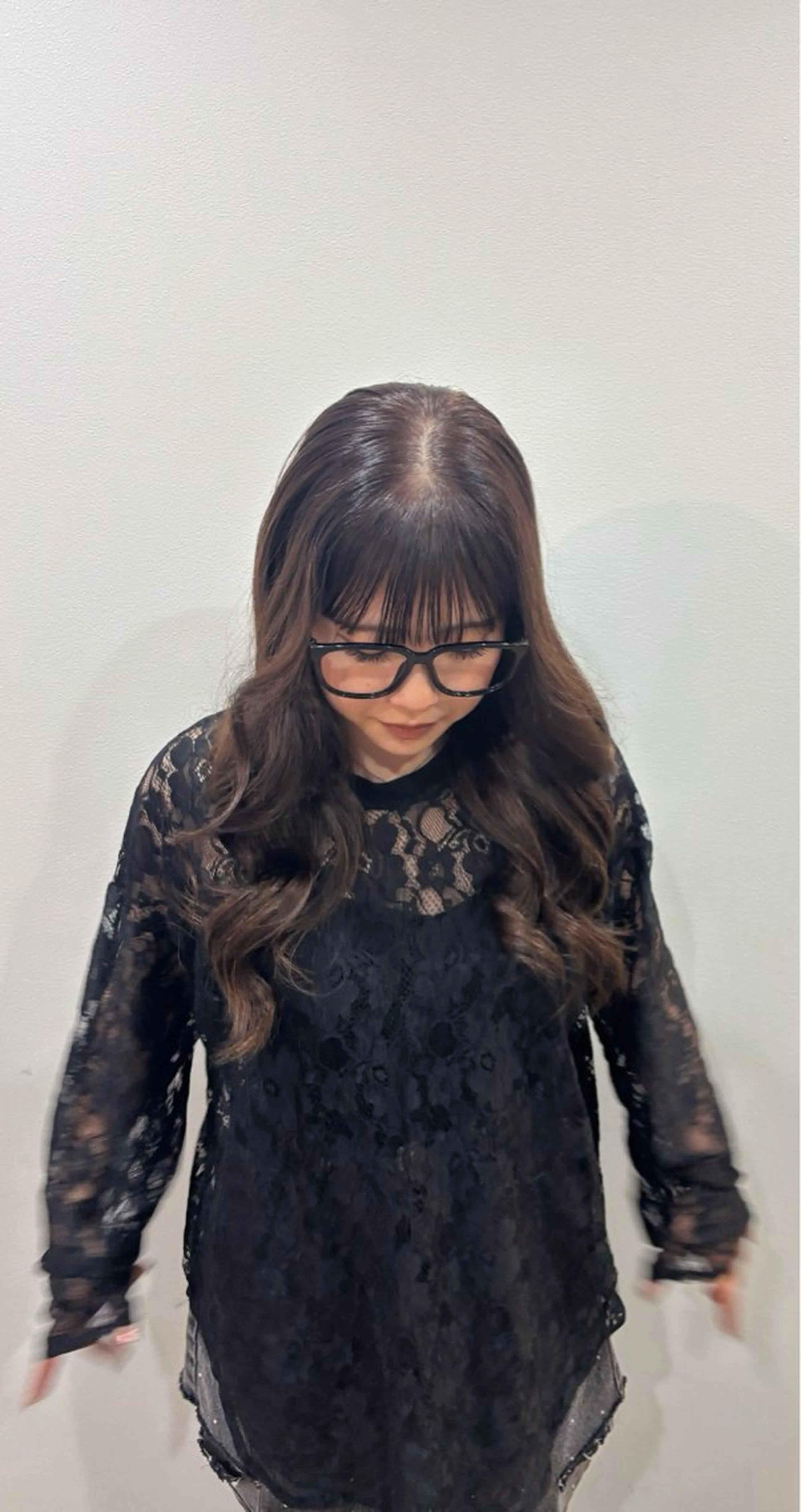 ロング カラー ブリーチ ヘアカラー トリートメント 竹原 沙希のヘアスタイル