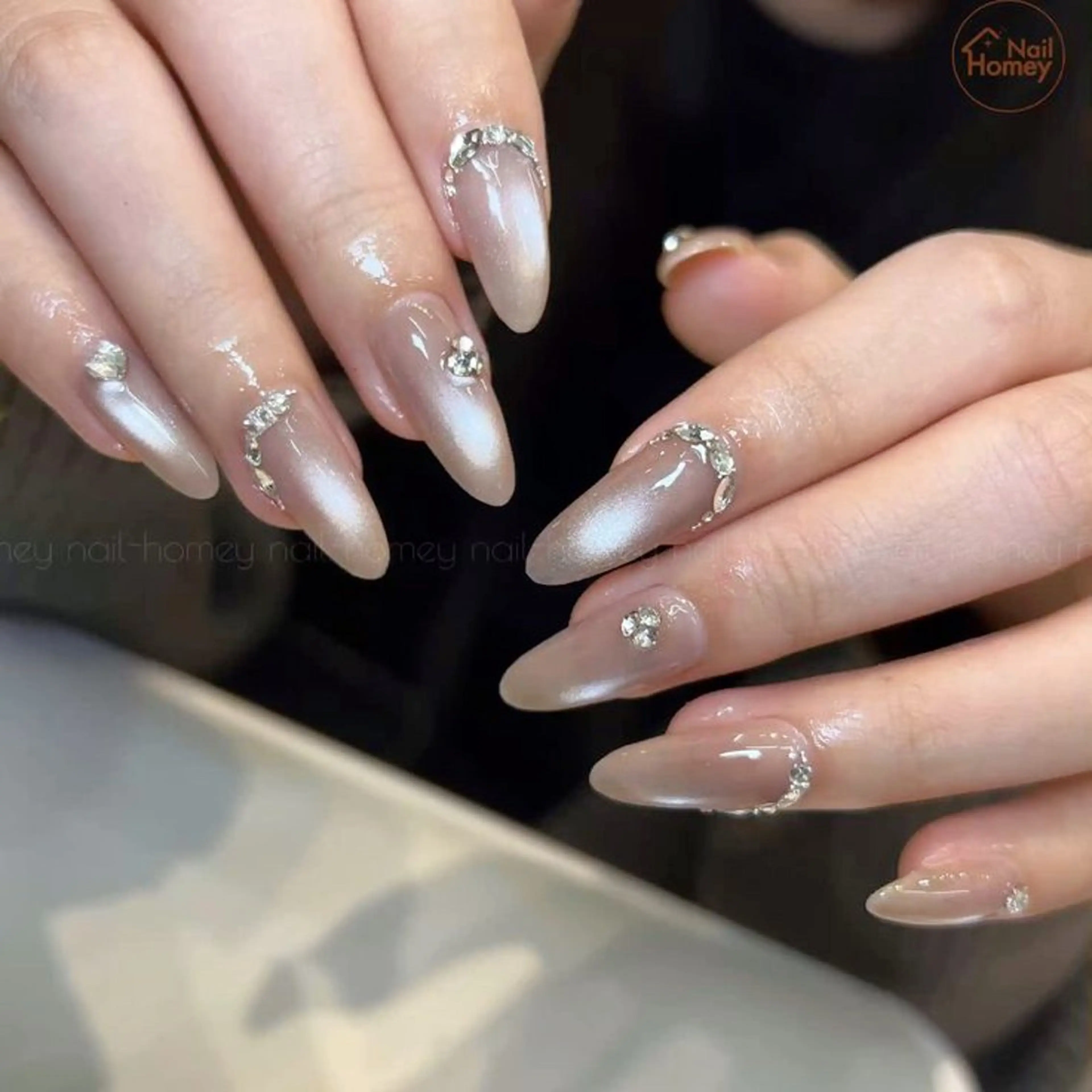 ネイル 韓国ネイル 持ち込み ニュアンスネイル ネイルチップ ハンドネイル Rose Ana.Chuoのネイルデザイン