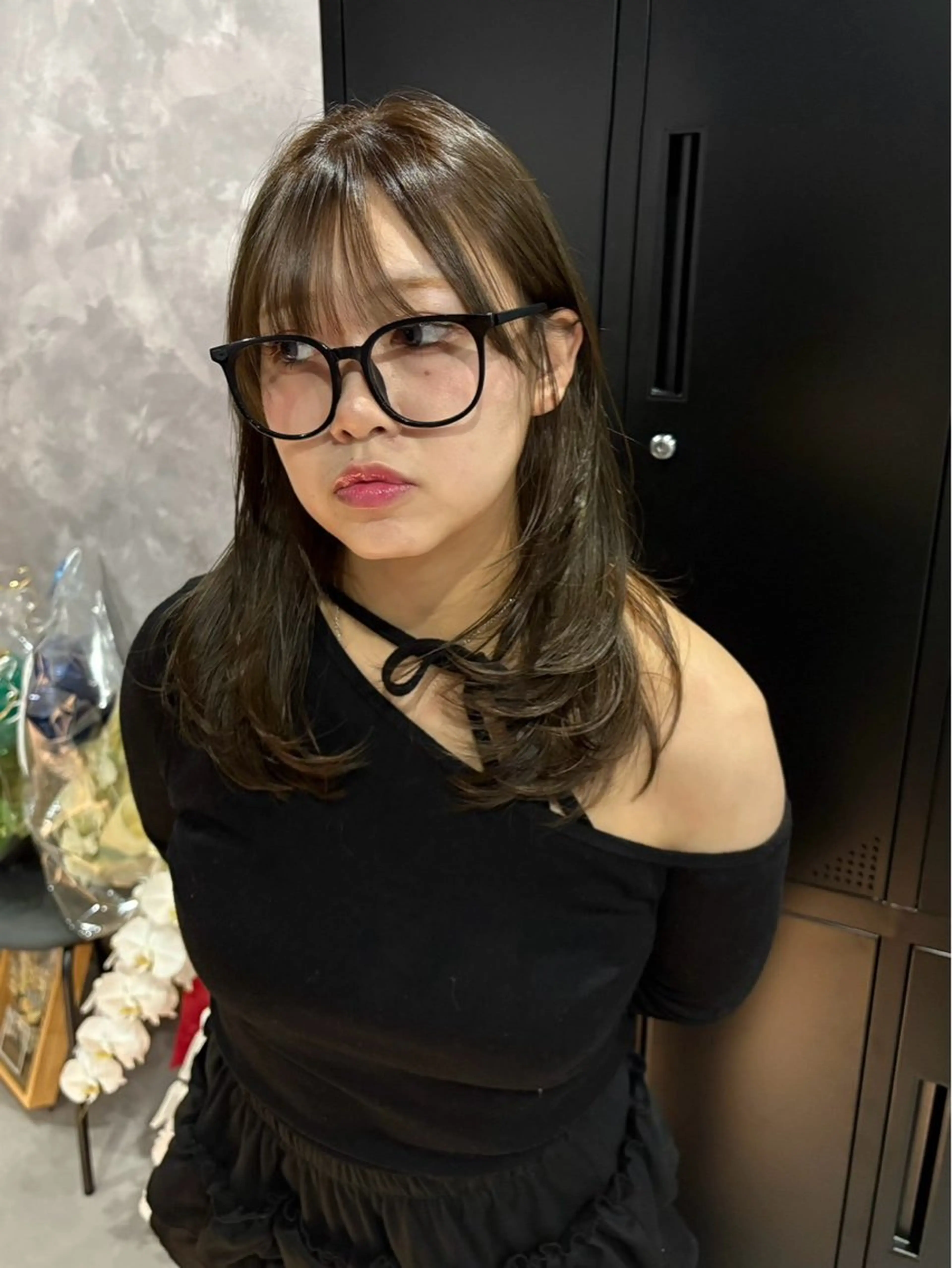 ミディアム カラー レイヤーカット カット ヘアカラー トリートメント nameless miichiのヘアスタイル