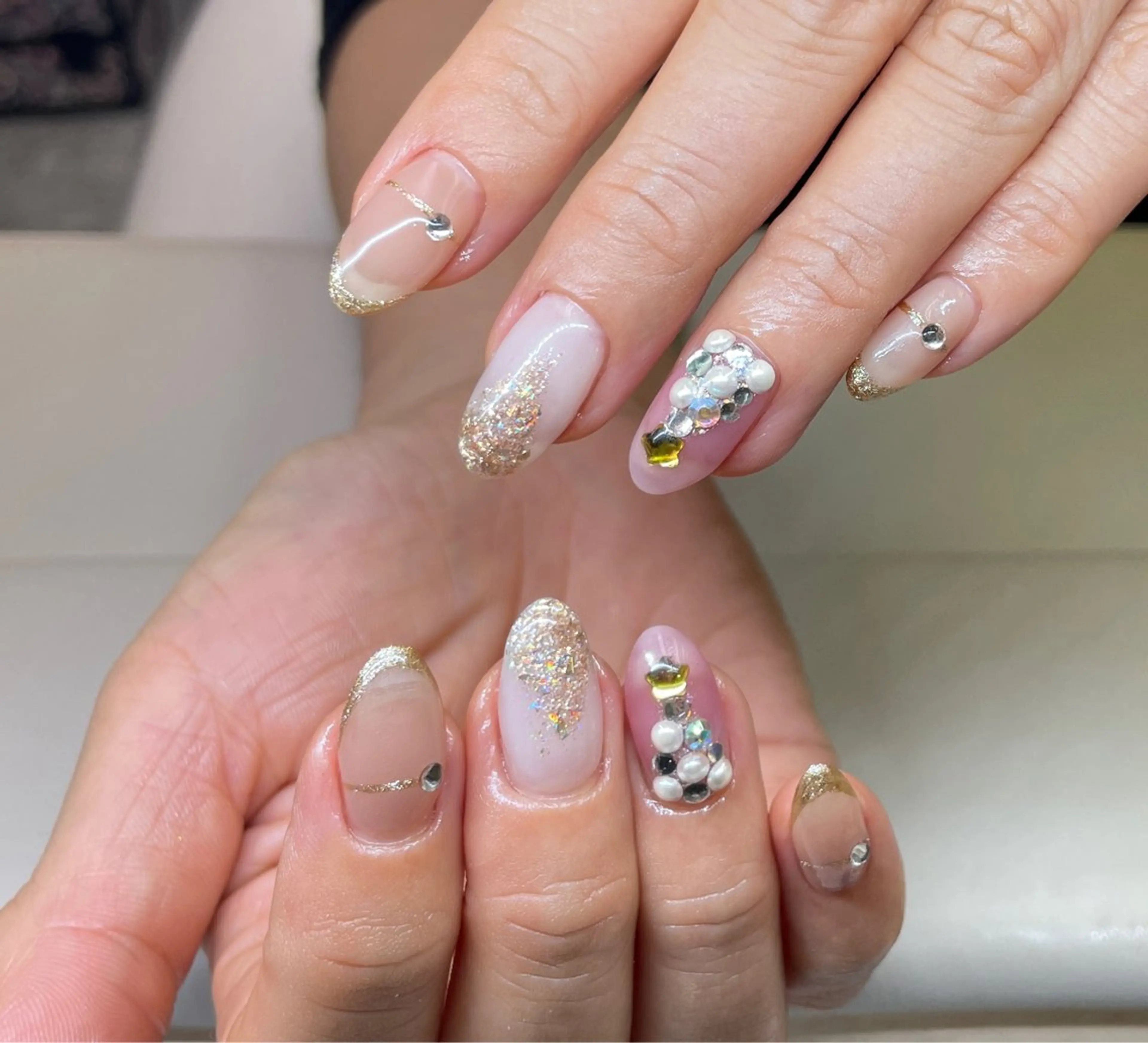 ネイル AngelChris ビューティーサロンのネイルデザイン