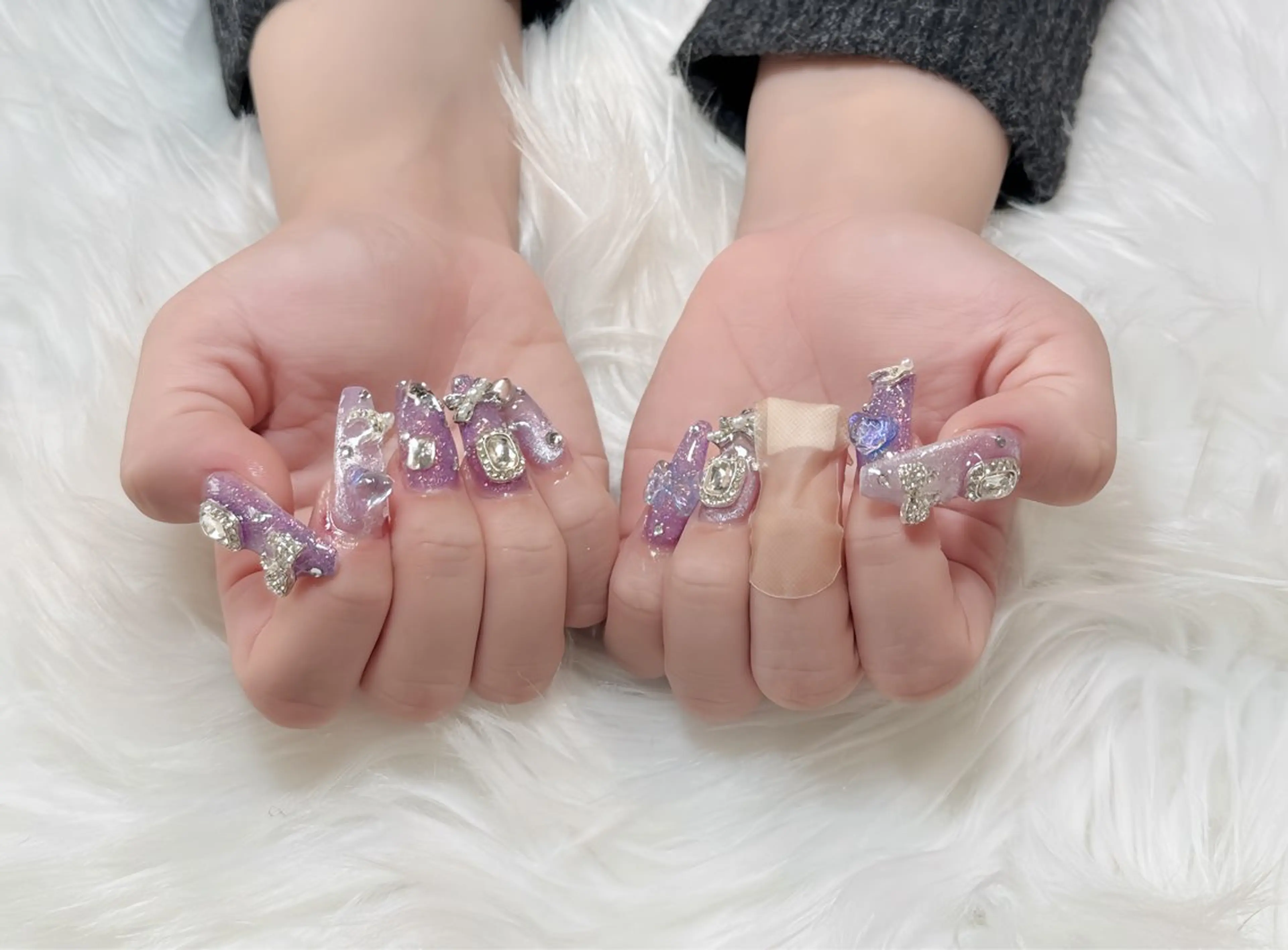 ネイル オーロラネイル チークネイル フットネイル フレンチネイル ジェルネイル ハンドネイル ハンドケア Nichi Nails❤️のネイルデザイン