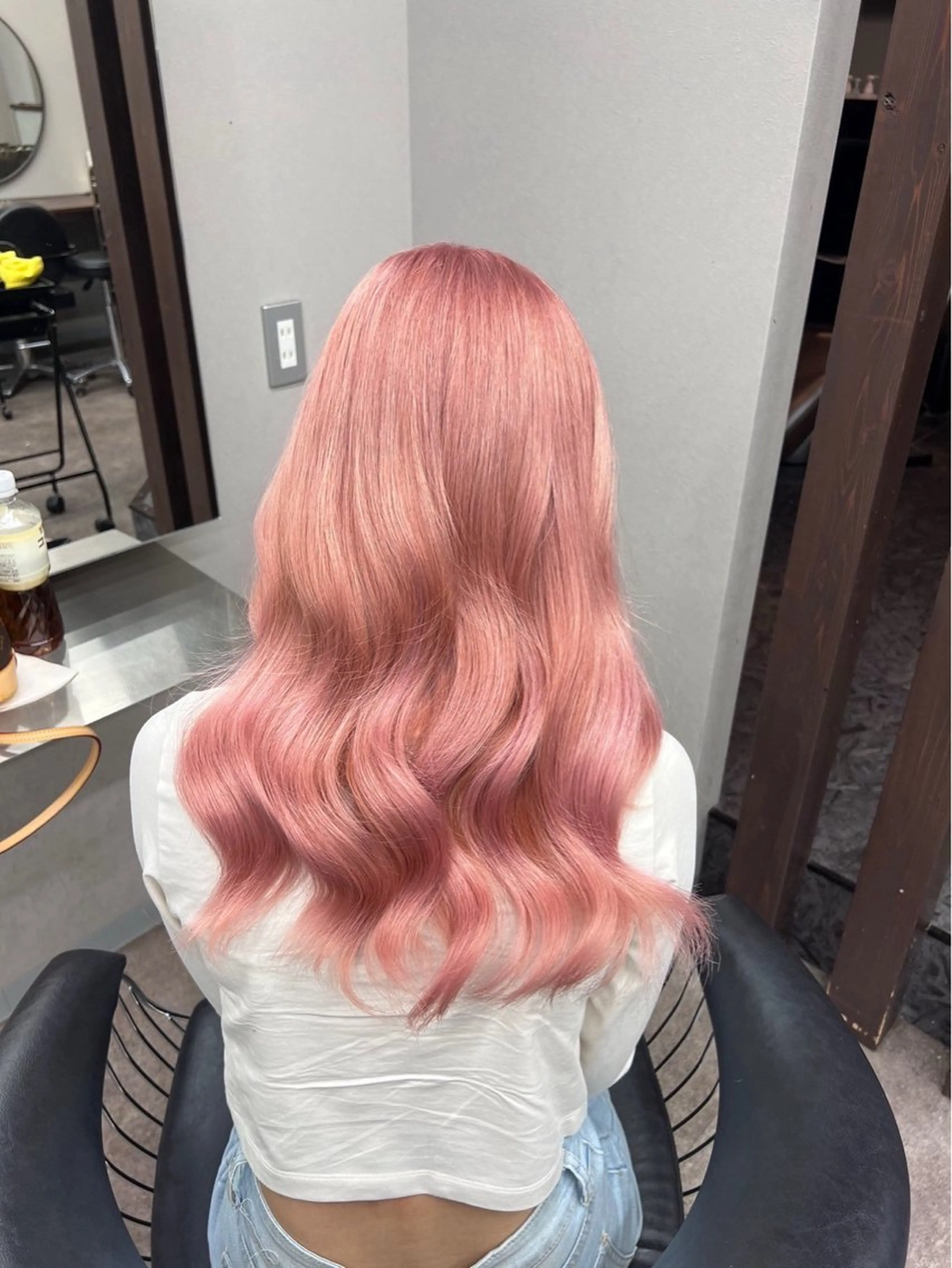 ロング ヘアカラー 青木 舞佳のヘアスタイル