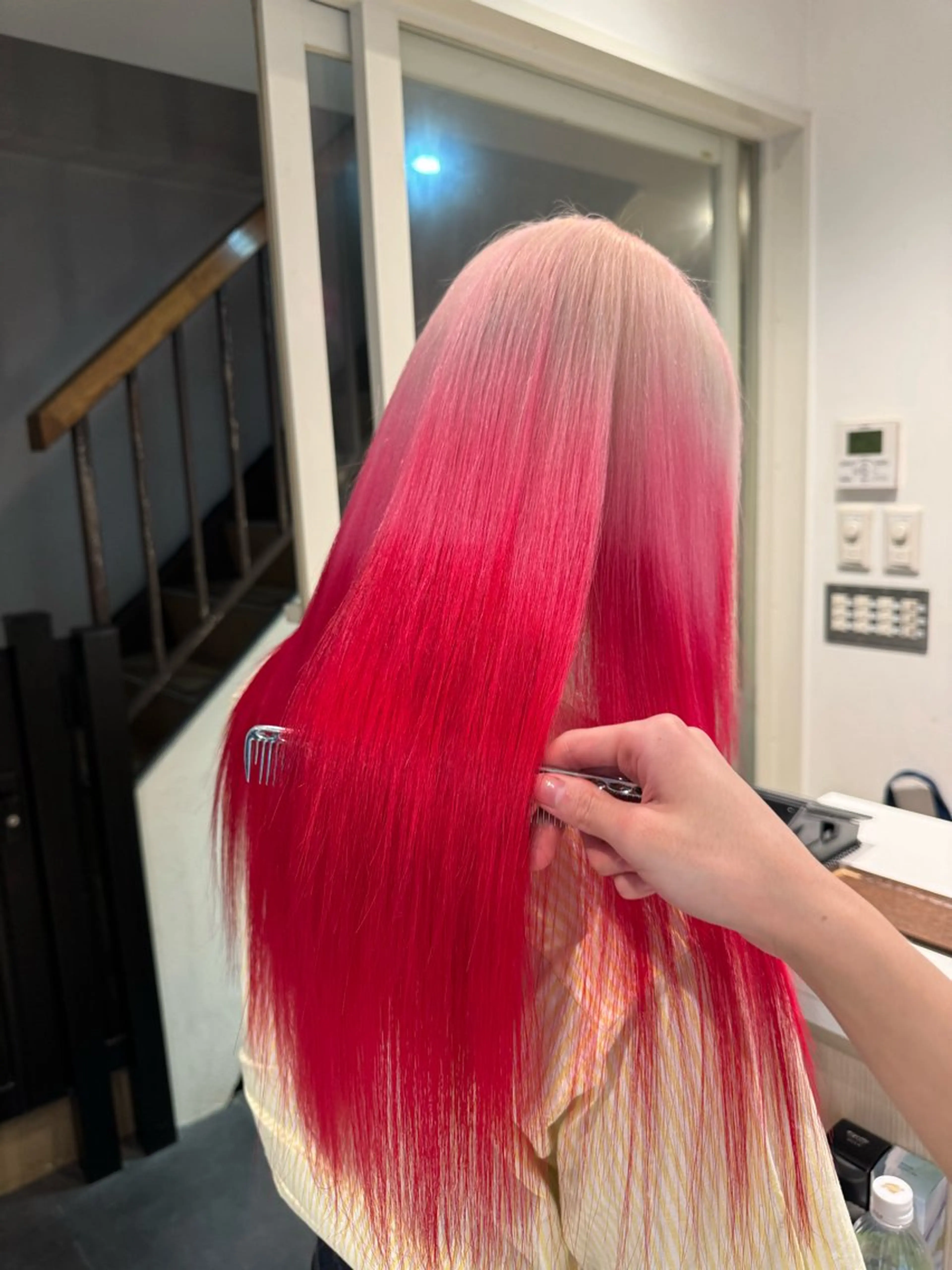 カラー 🍓URARA 🥀最強ハイトーン❤のヘアスタイル