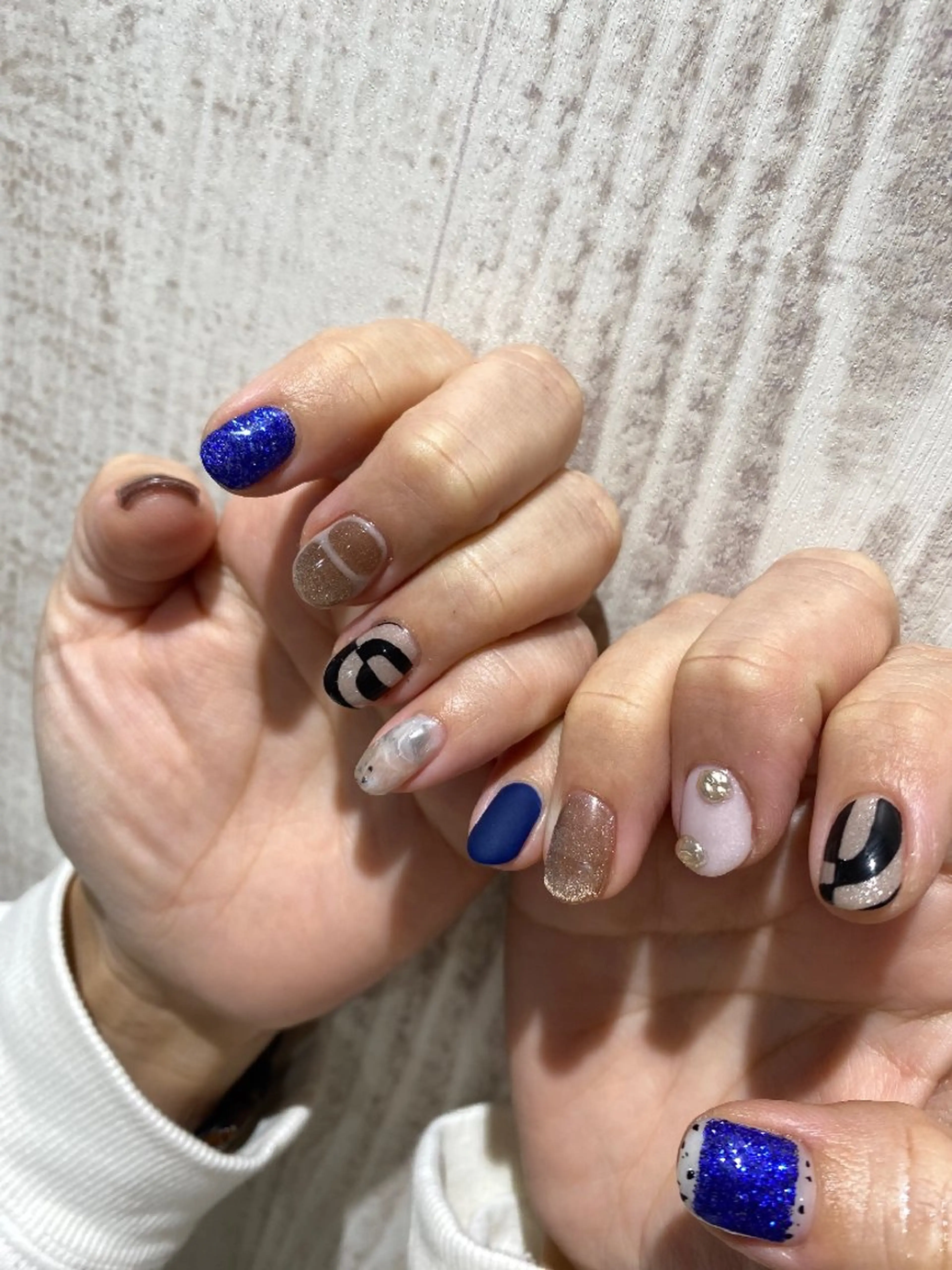 ネイル ハンドネイル 5日16時マグネット 4980円❣️のネイルデザイン