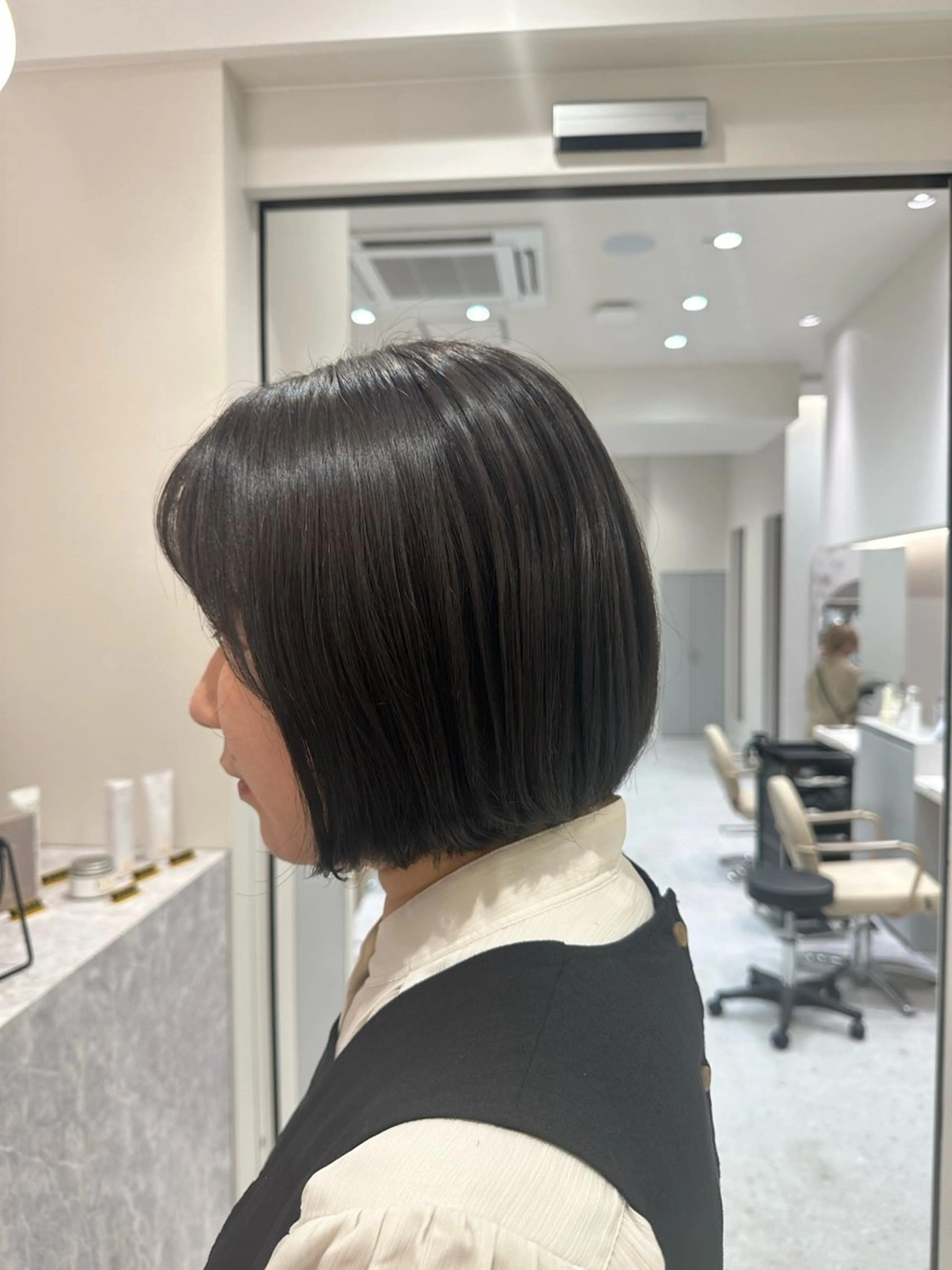 ショート カラー カット ヘアカラー トリートメント 韓国レイヤー✨ yasuko銀座のヘアスタイル