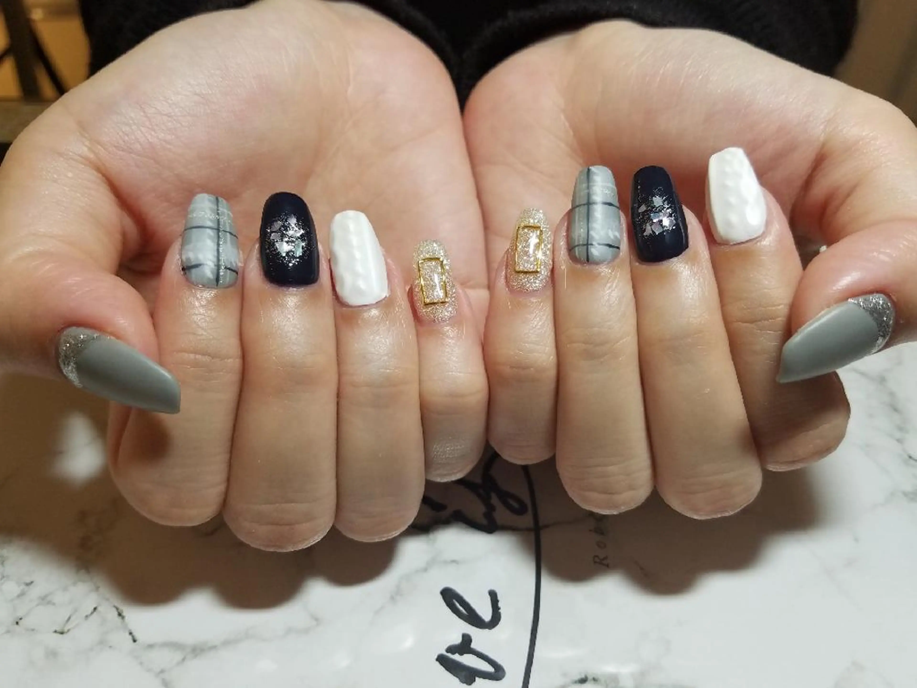ネイル マットネイル ハンドネイル JuniNail韓国 ネイリストsuのネイルデザイン