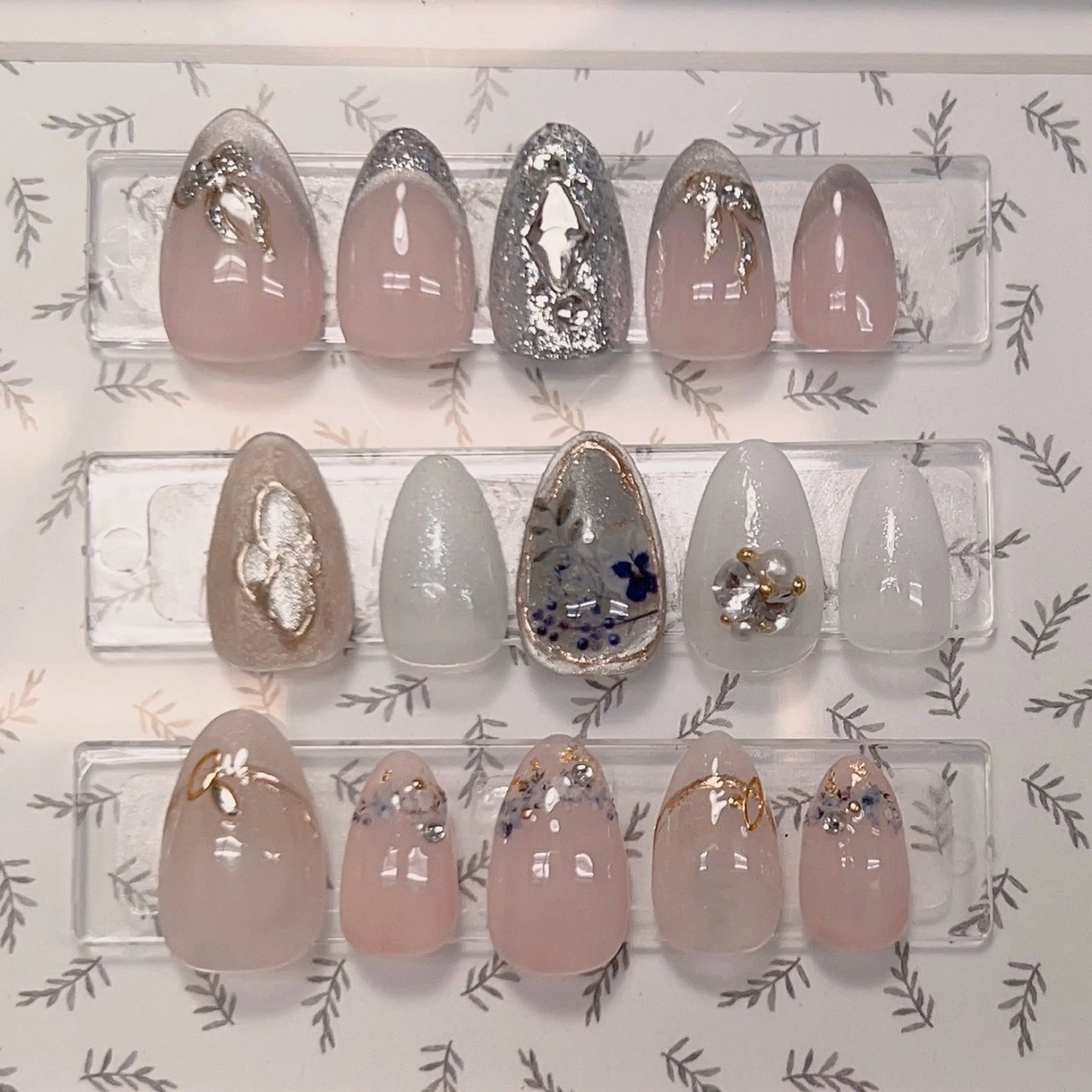 ネイル BrooChill所属・nail salon BrooChillのネイルデザイン