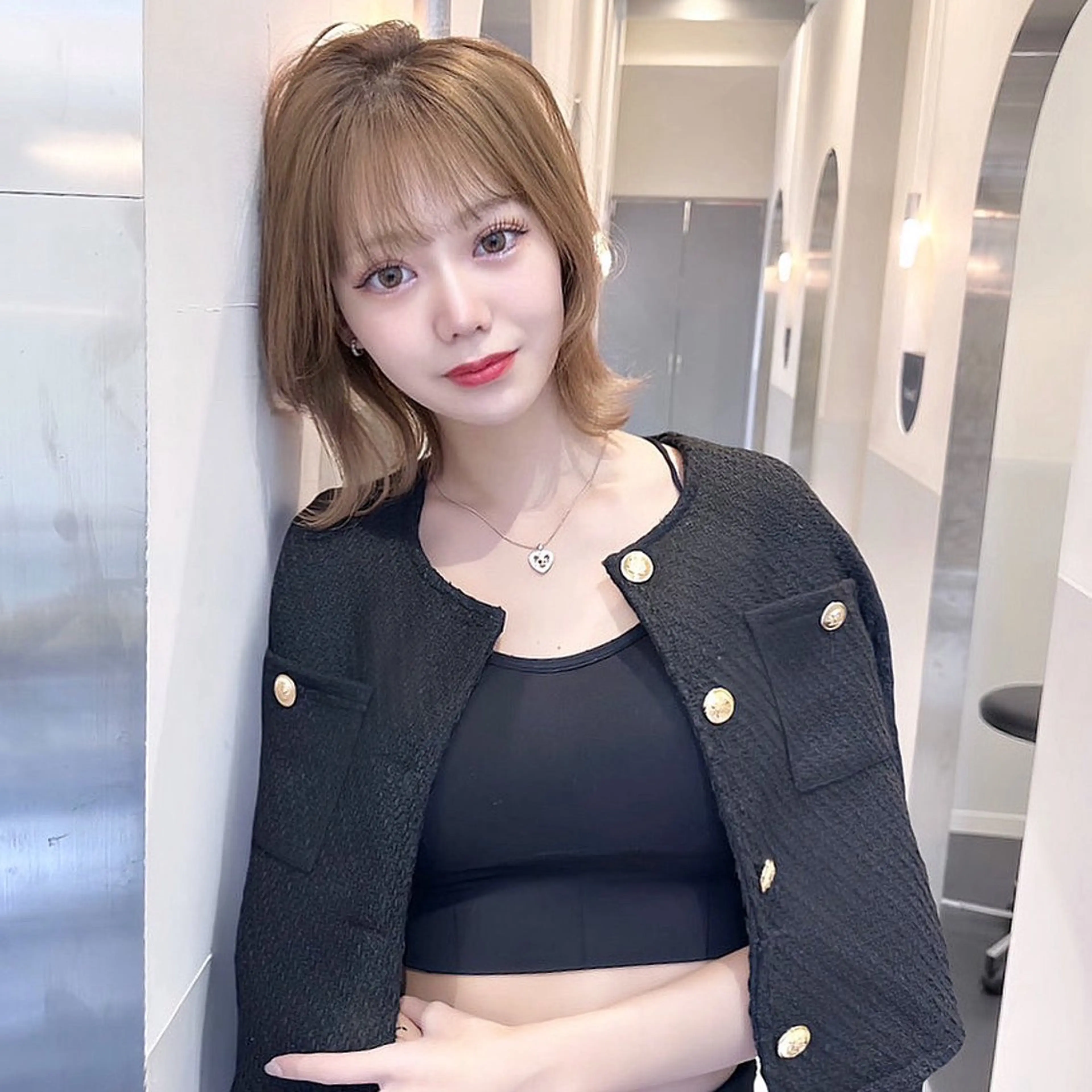 ミディアム カラー カット ヘアカラー トリートメント ヘアセット IVE所属・ブリーチなし🤍 渋谷／原島杏奈のヘアスタイル