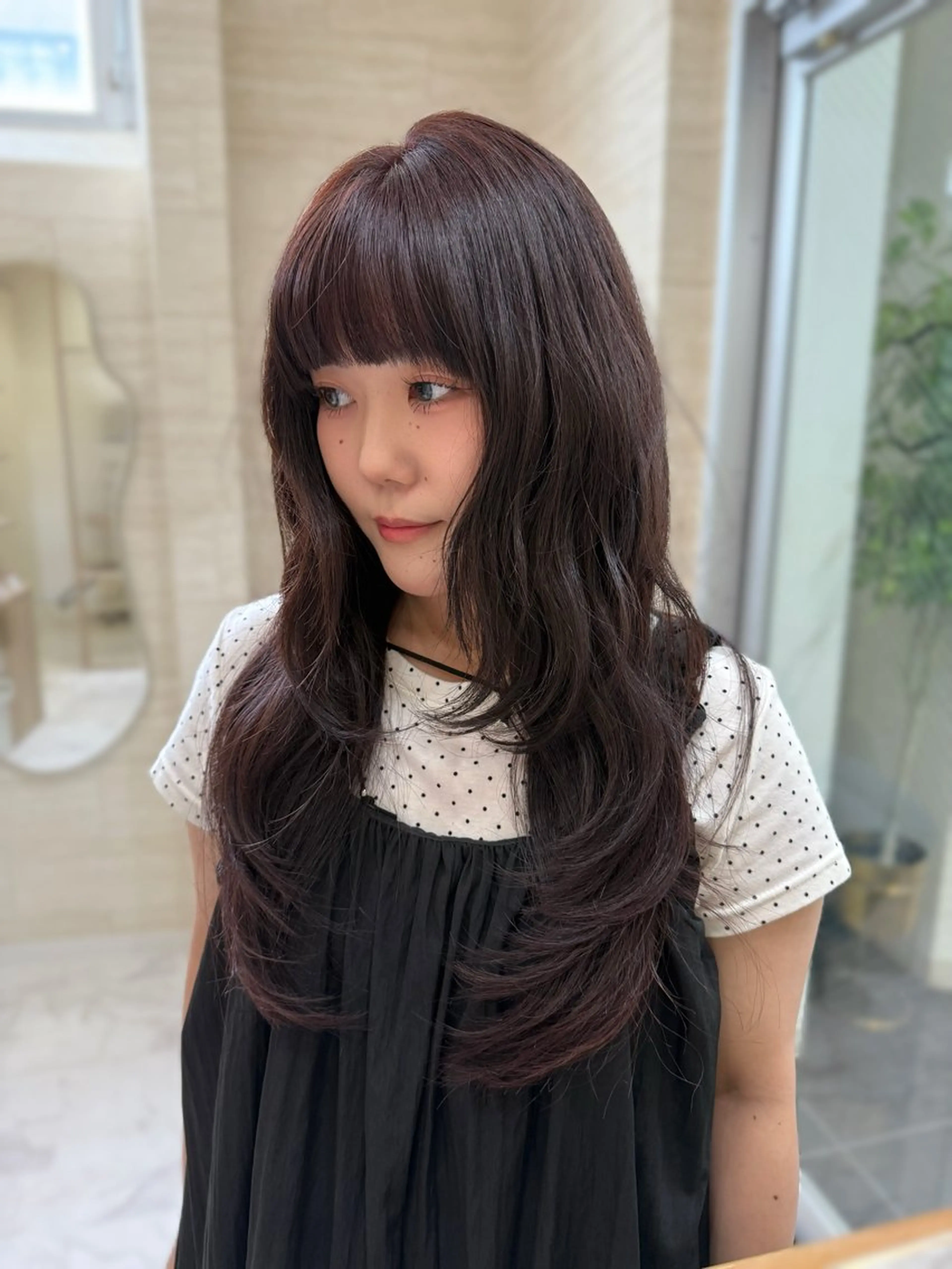 ロング 顔まわりレイヤー 顔周りカット レイヤーカット カット ヘアカラー トリートメント Zina 熊本店 Juranのヘアスタイル