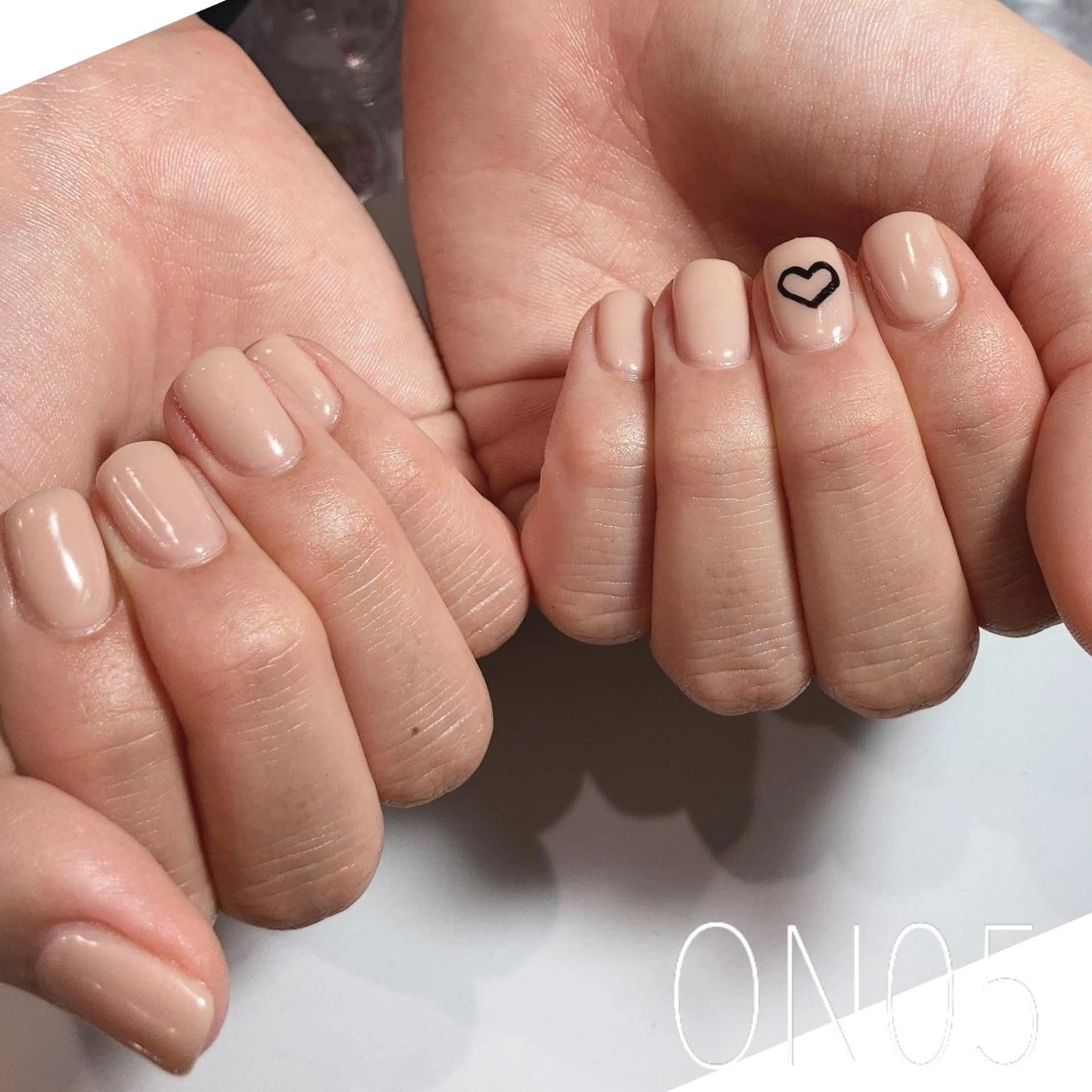 ネイル 園 寛子 （ネイリスト）のネイルデザイン