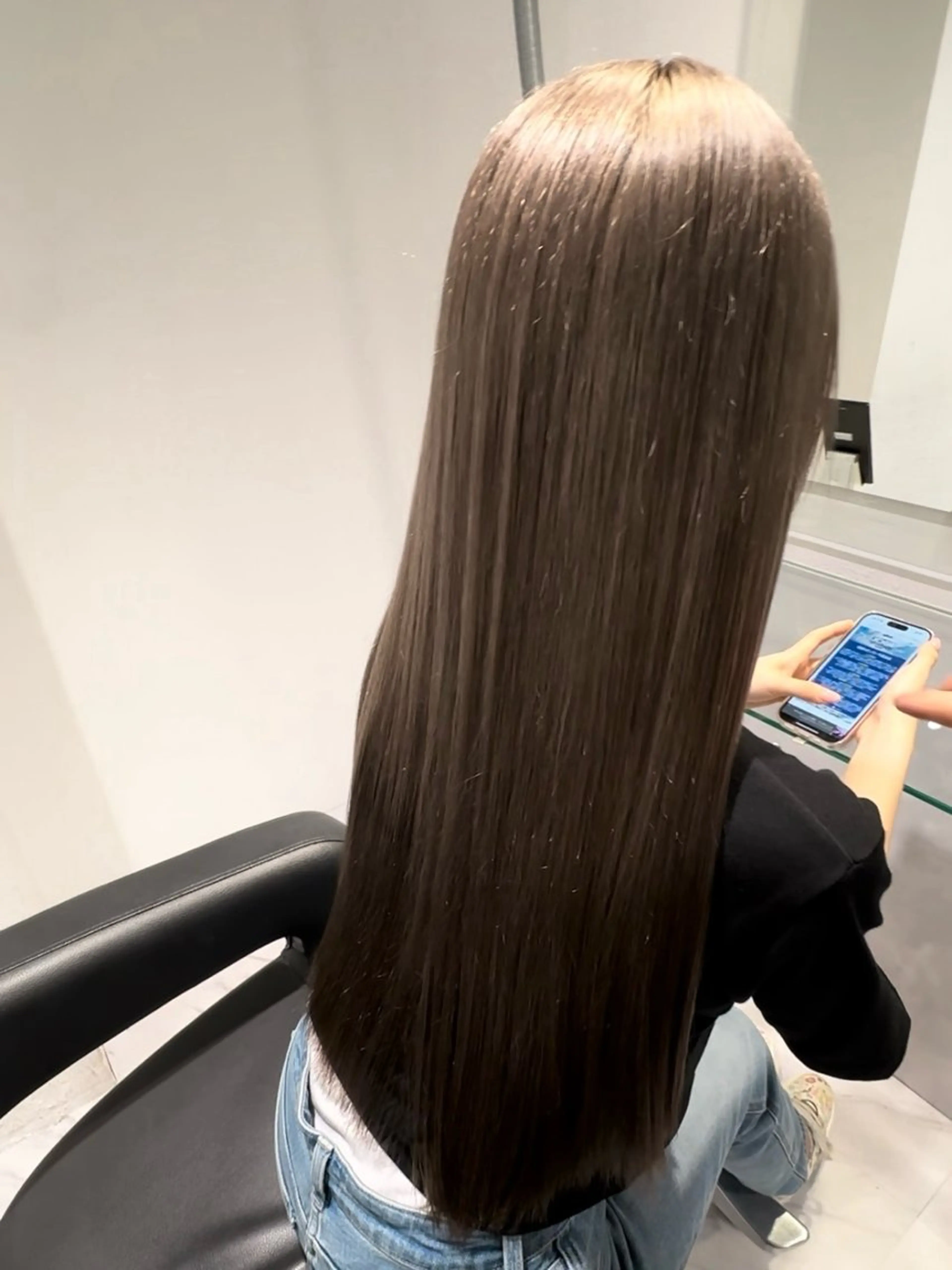 ロング カラー カット ヘアカラー うる艶ハイトーン/ ベージュ/りくと🦔のヘアスタイル