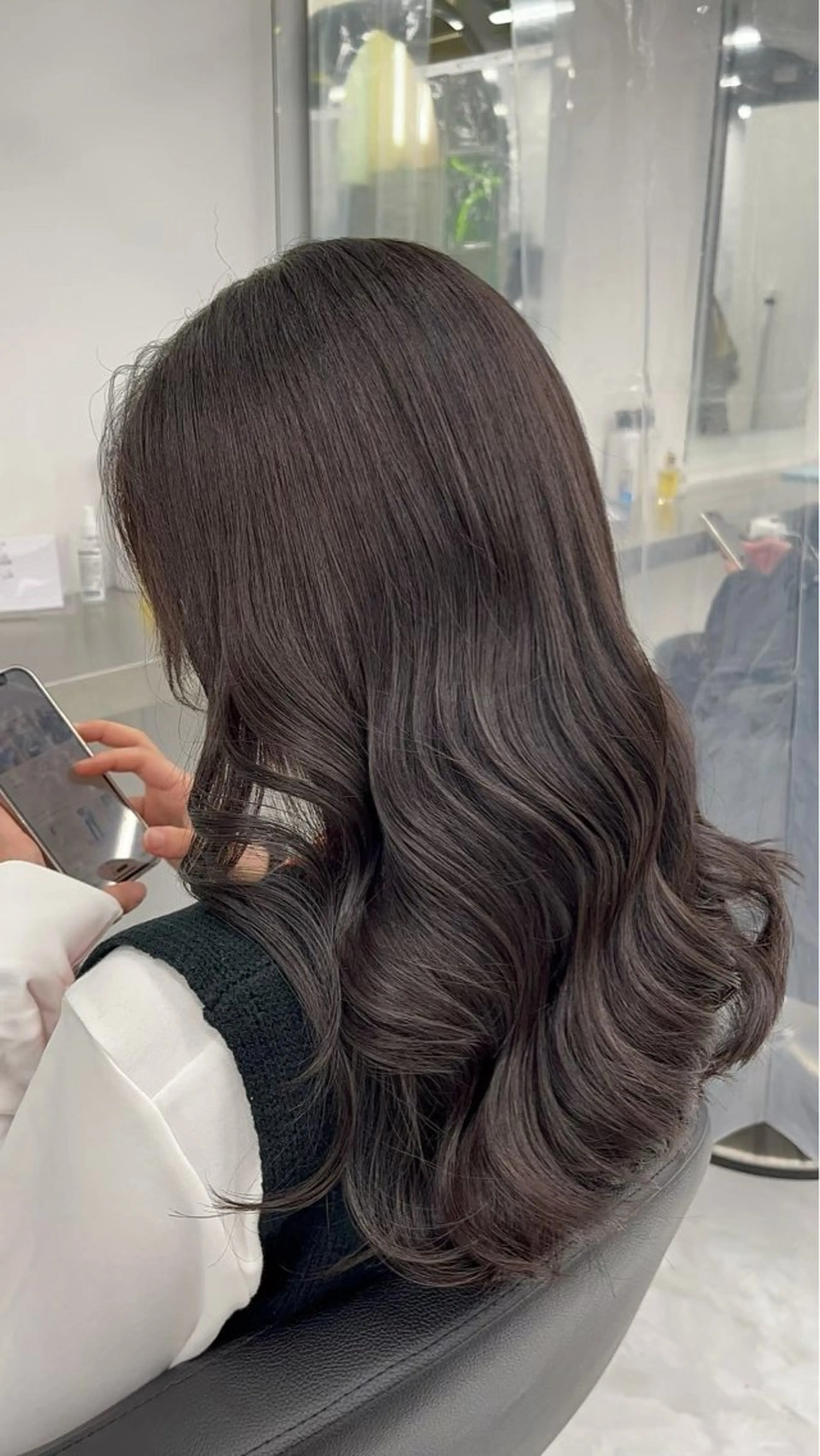 ロング カラー カット ヘアカラー 🧸韓国風艶髪/ 透明感抜群カラー🧸のヘアスタイル