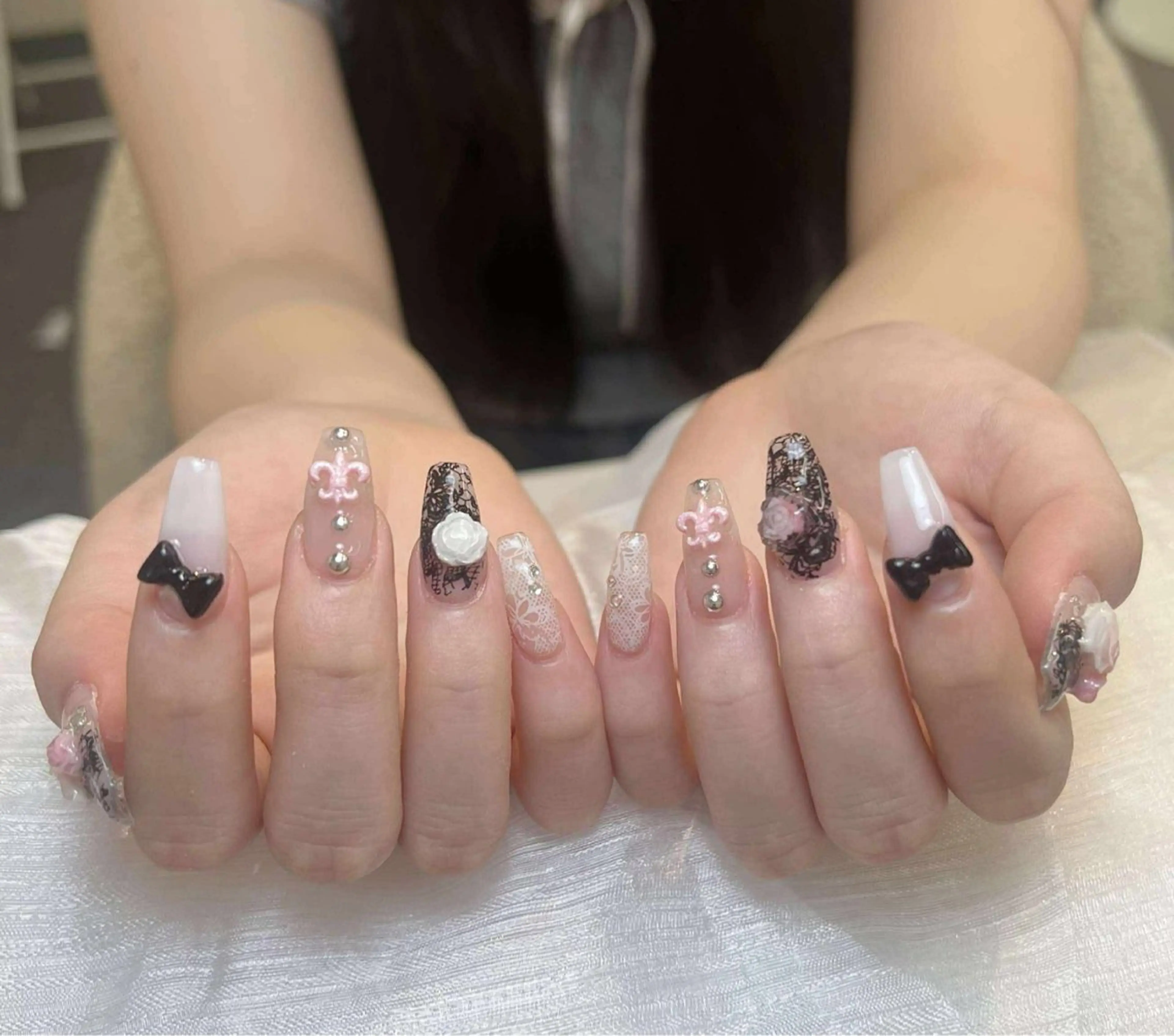 ネイル アートネイル 成人式 ジェルネイル ニュアンスネイル 夏ネイル ハンドネイル Jenn Nail Shinokuboのネイルデザイン