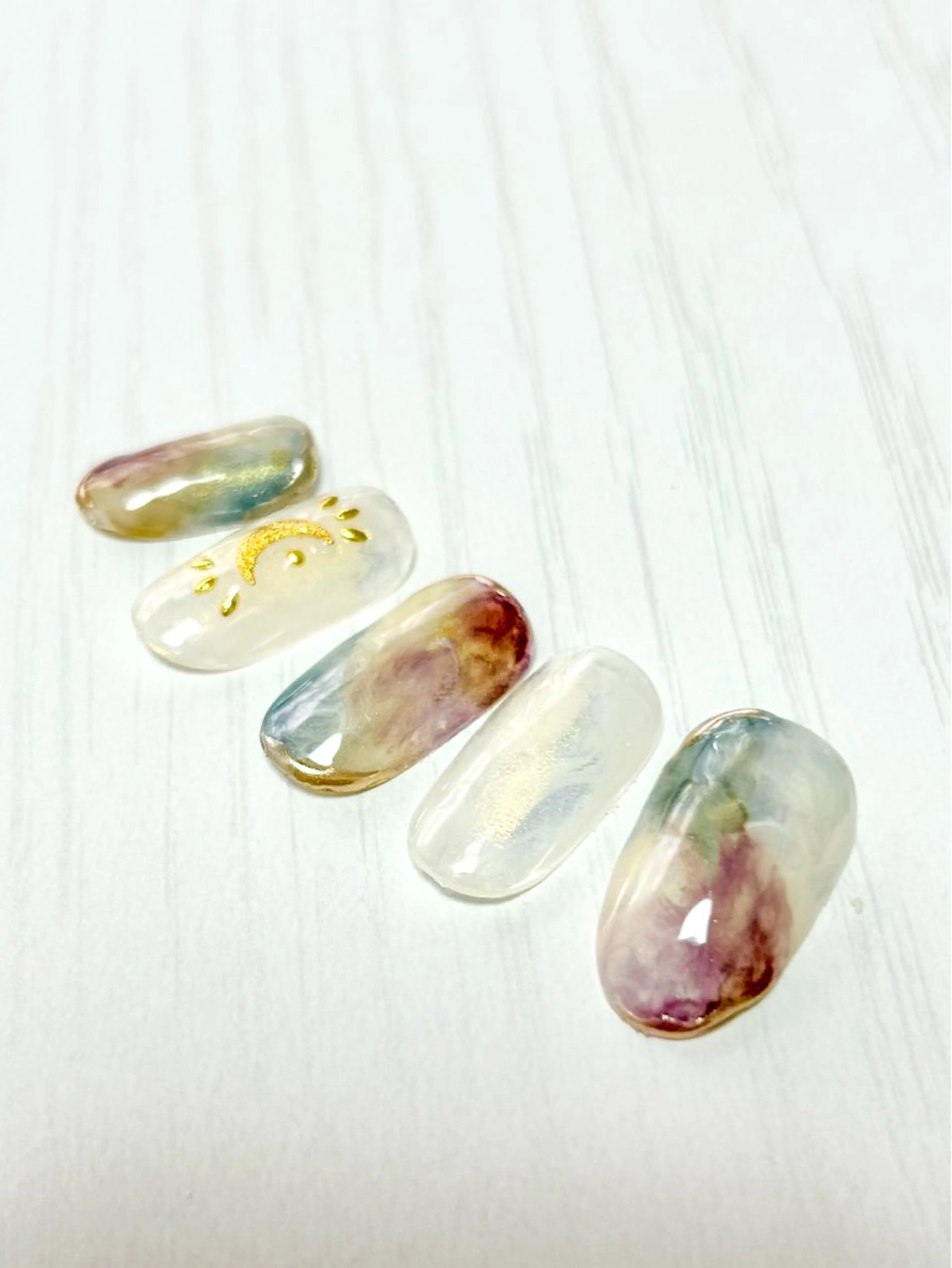 ネイル Lilly nail Mikuのネイルデザイン