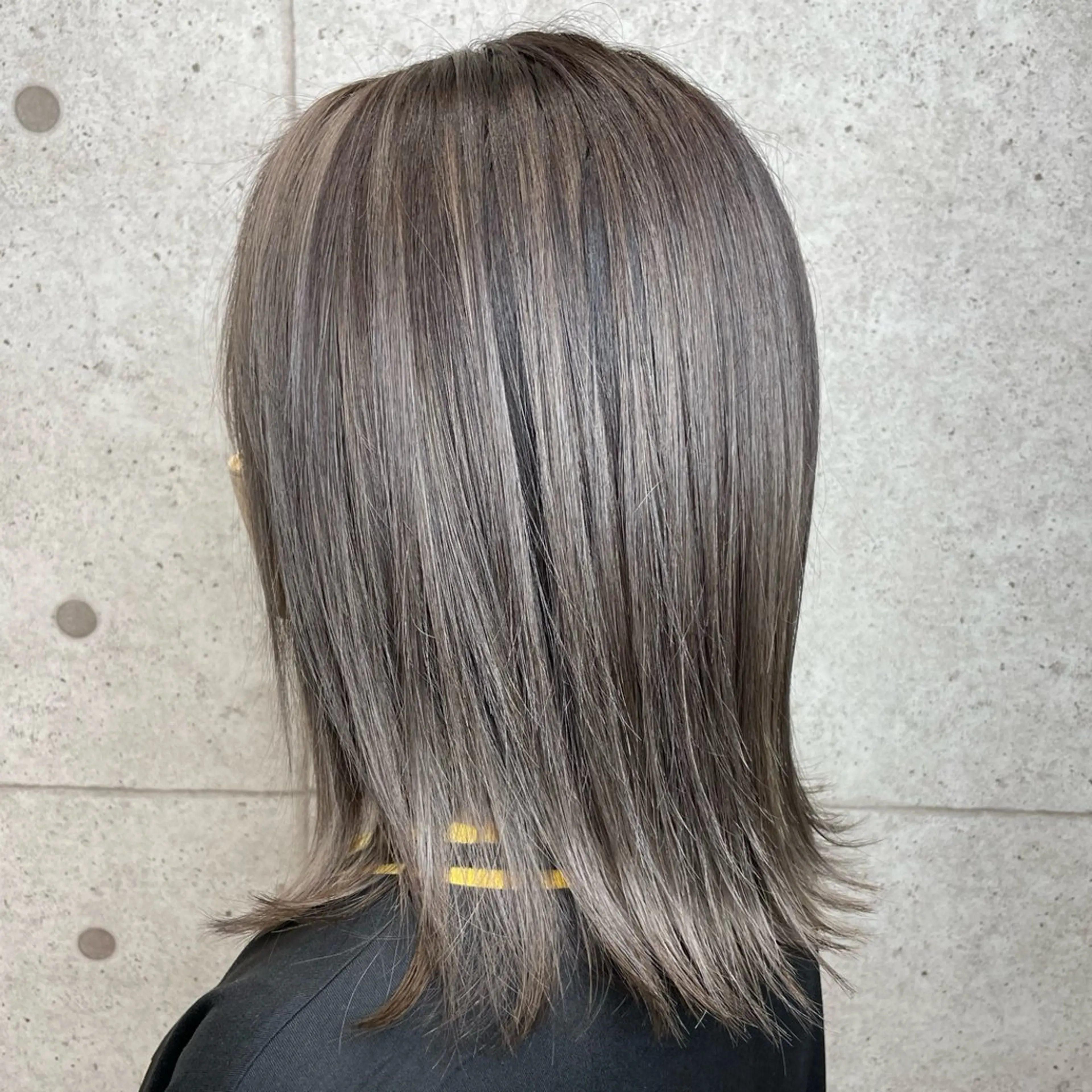 ミディアム カラー カット ヘアカラー トリートメント 奥山義進/ハイトーン /バレイヤージュのヘアスタイル