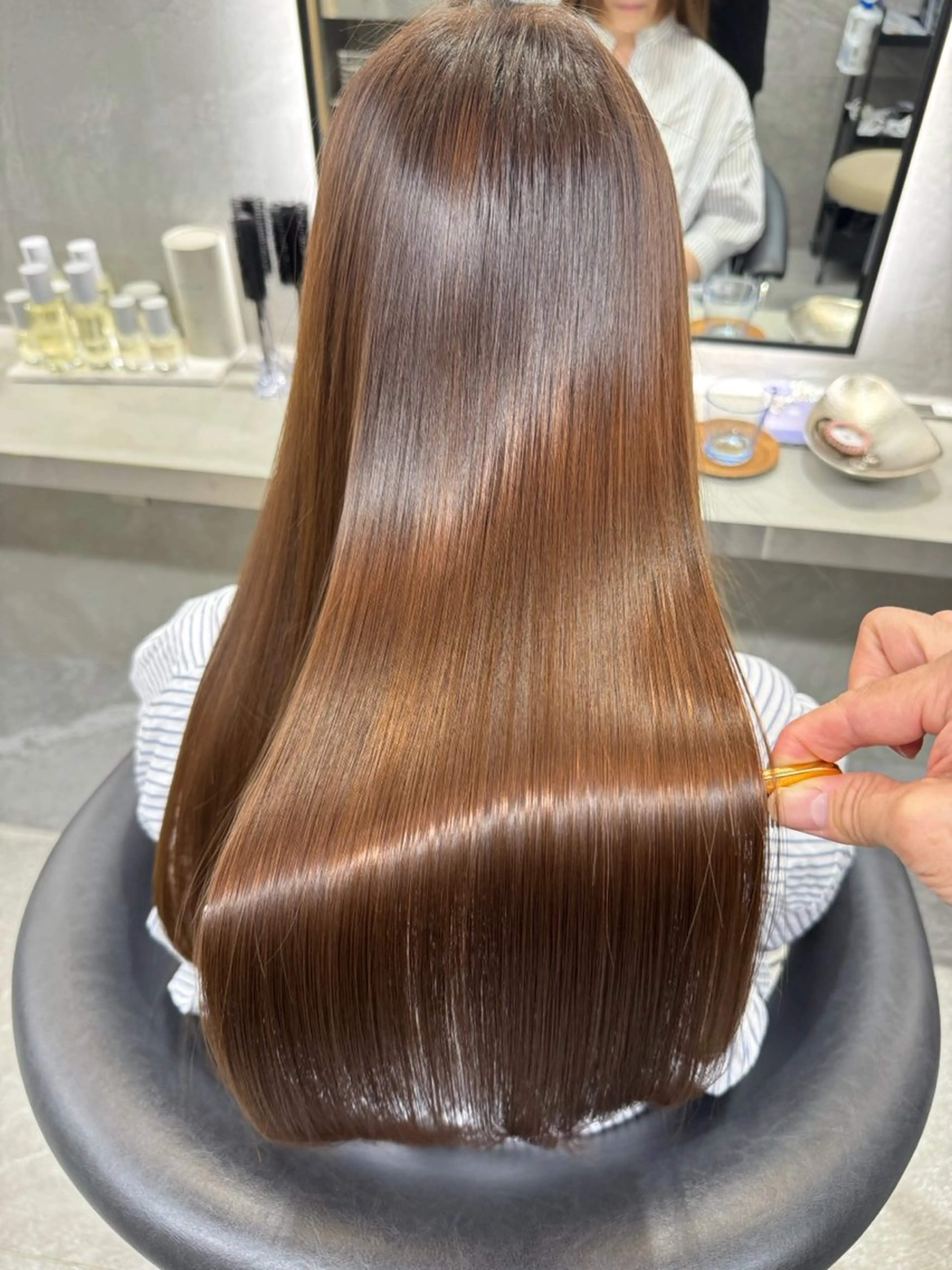 ロング トリートメント カット ヘアカラー elements所属・榎 菜摘のヘアスタイル