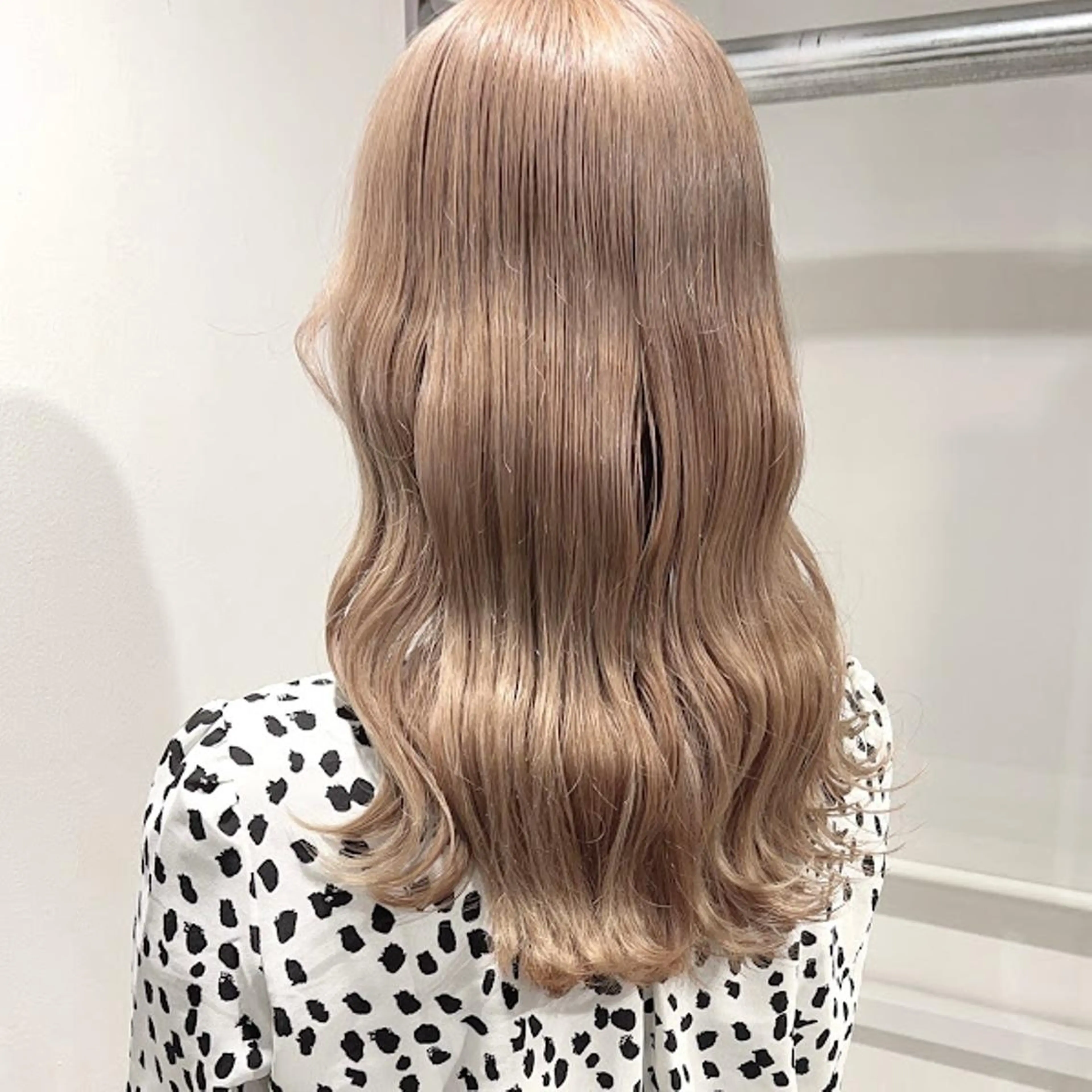 カラー official TUNE銀座🪄✨のヘアスタイル