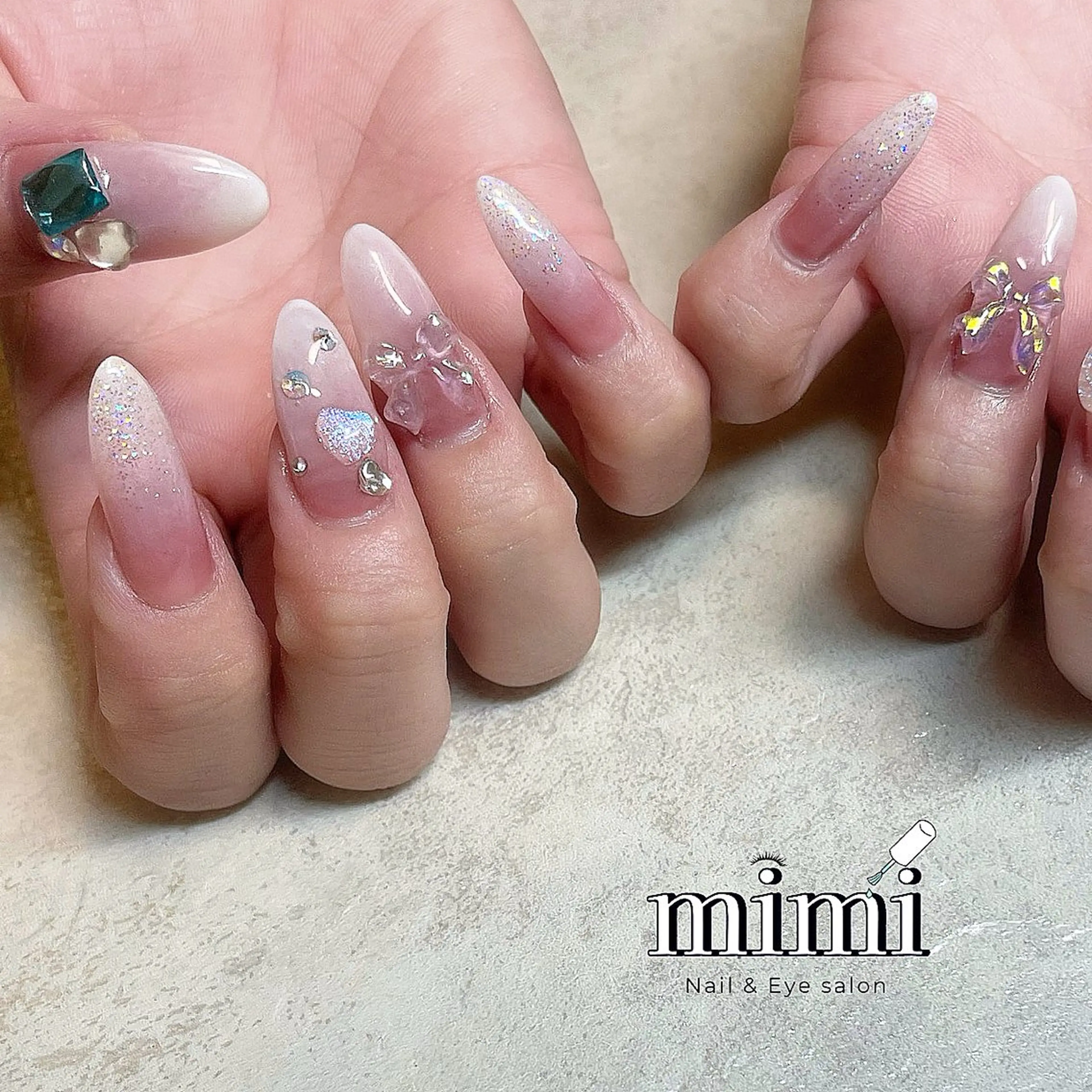 ネイル ハート ロングネイル ワンホンネイル 冬ネイル ハンドネイル Nail&Eye mimiのネイルデザイン