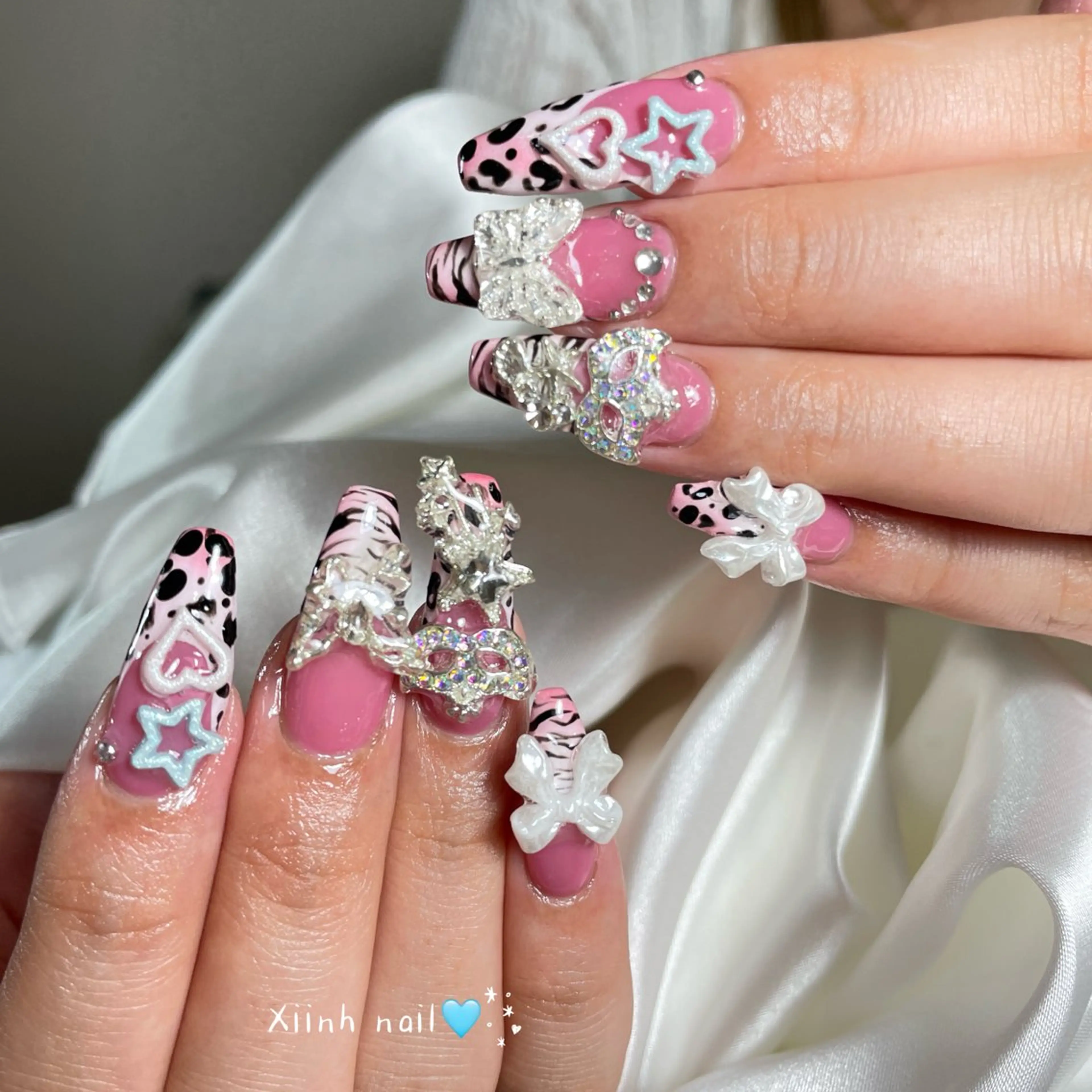 ネイル チークネイル 桜ネイル 長さ出し フットネイル ジェルネイル ハンドネイル XIINH NAIL SALONのネイルデザイン