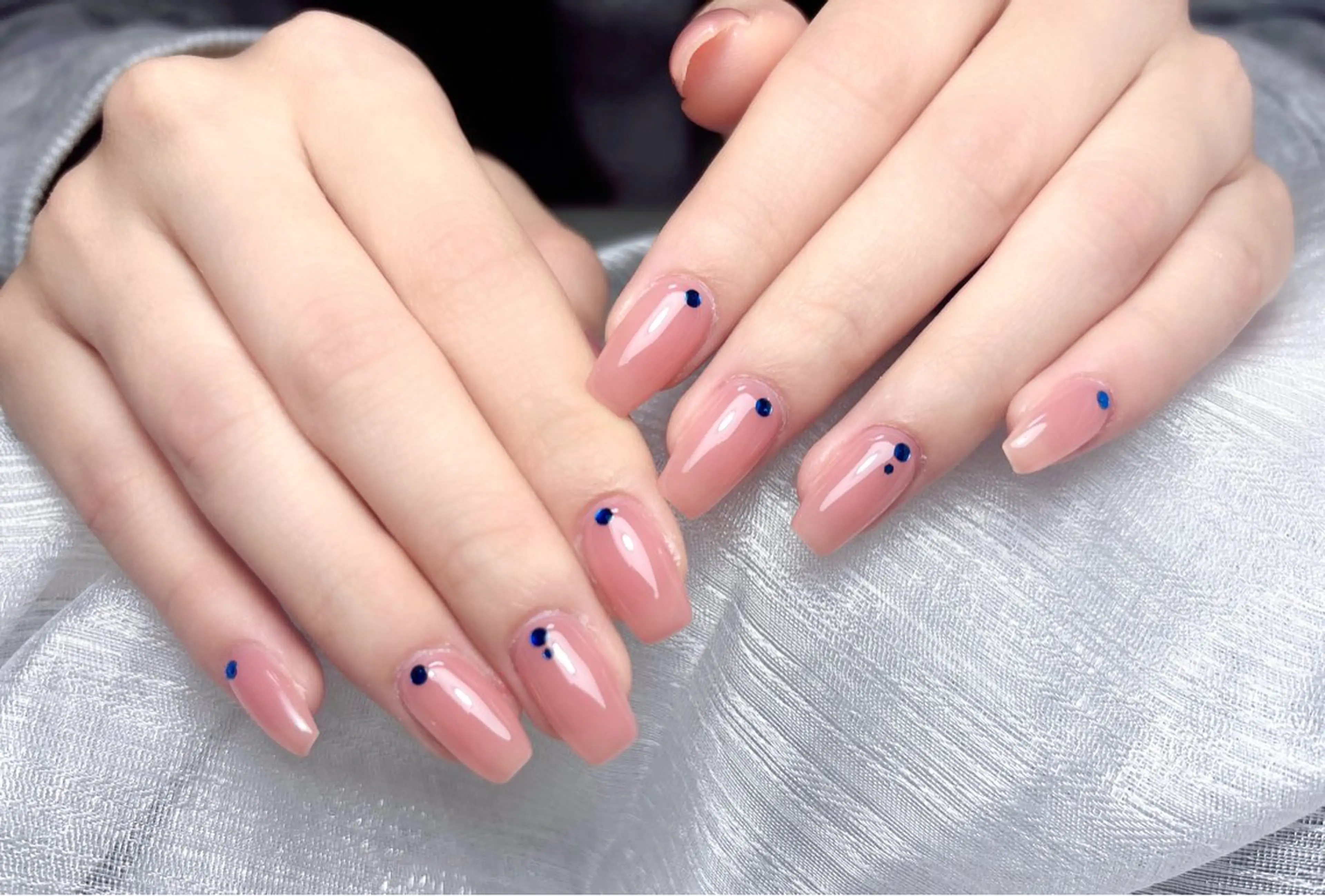 ネイル 持ち込み ハンドネイル ハンドケア L. Nailのネイルデザイン