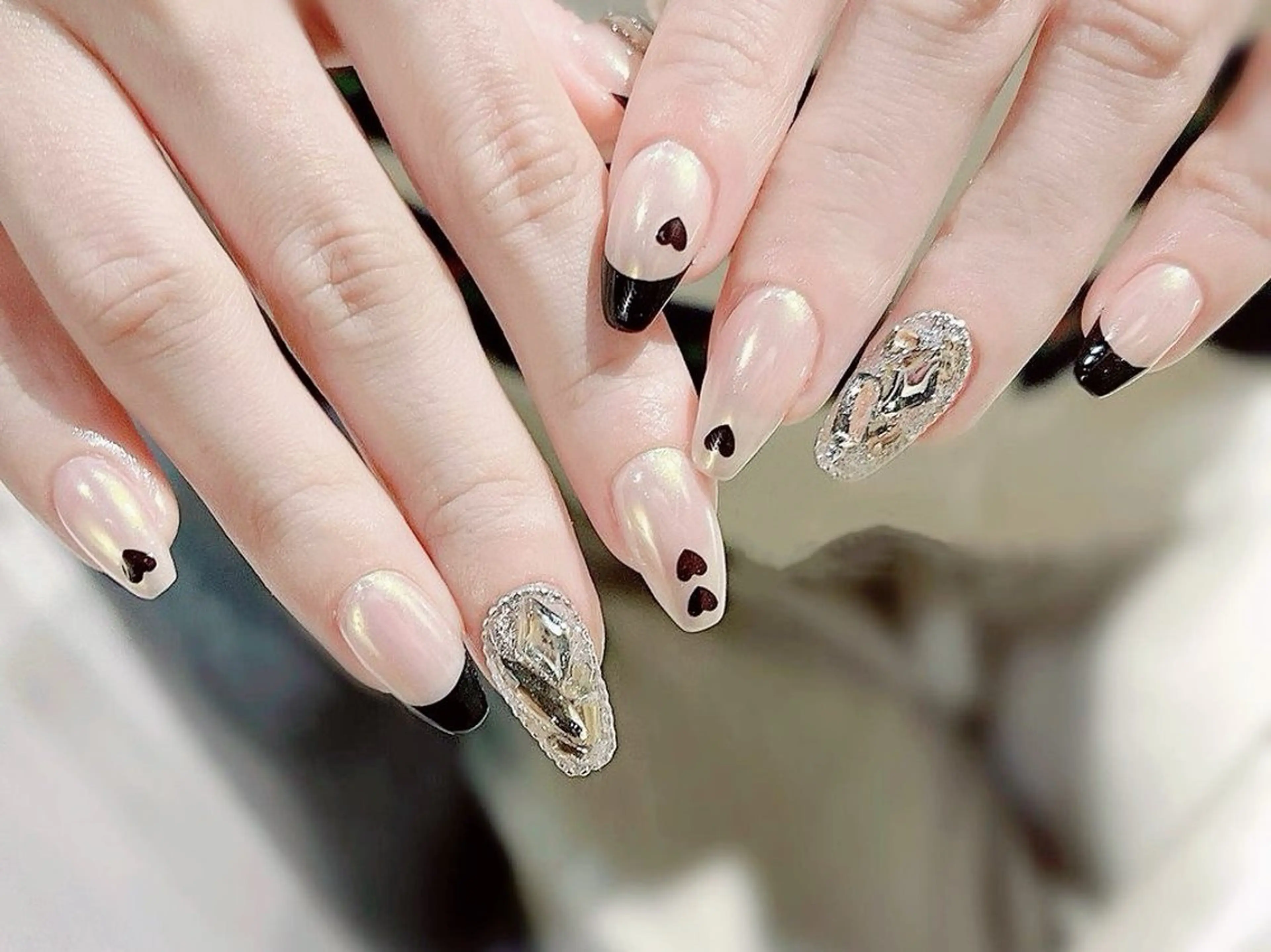 ネイル フレンチネイル ジェルネイル ハート 韓国ネイル マグネットネイル ハンドネイル ネイルサロン lotusのネイルデザイン