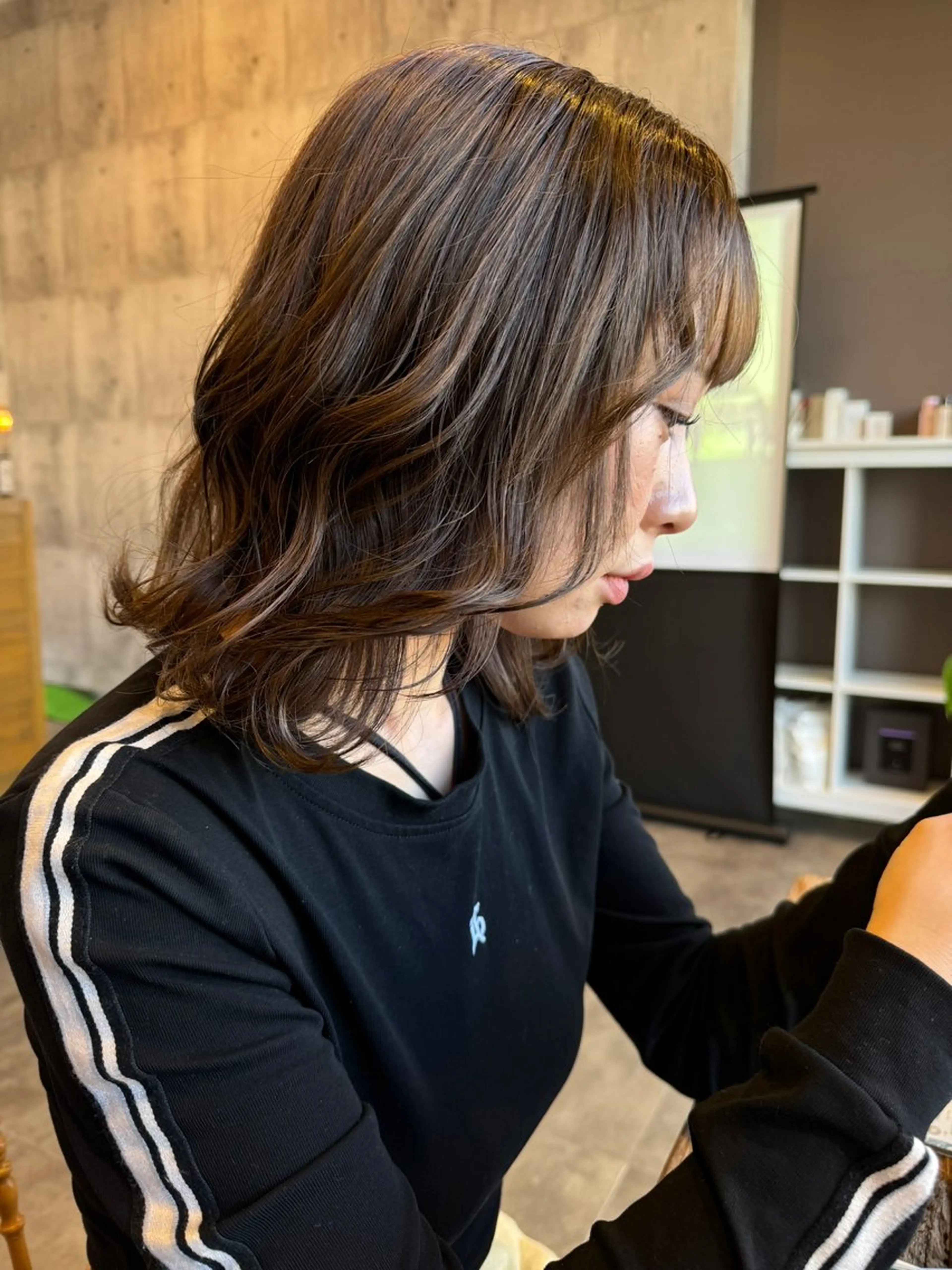 ミディアム アッシュ アッシュブラウン ヘアカラー トリートメント 🔅透明感カラー切田 はじめ🔆のヘアスタイル