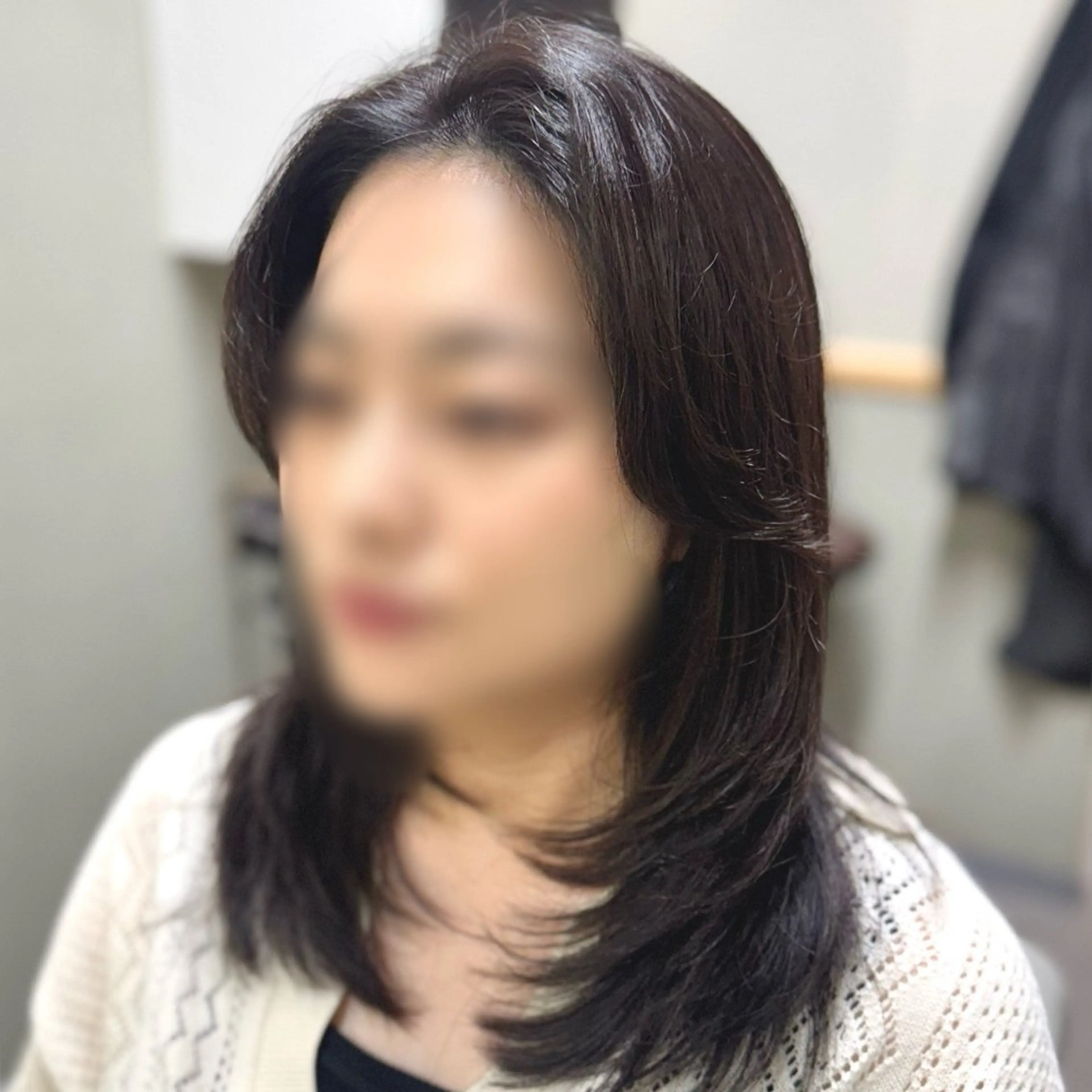 ミディアム カット ヘアカラー トリートメント yuta/韓国レイ ヤー/艶髪ストレートのヘアスタイル