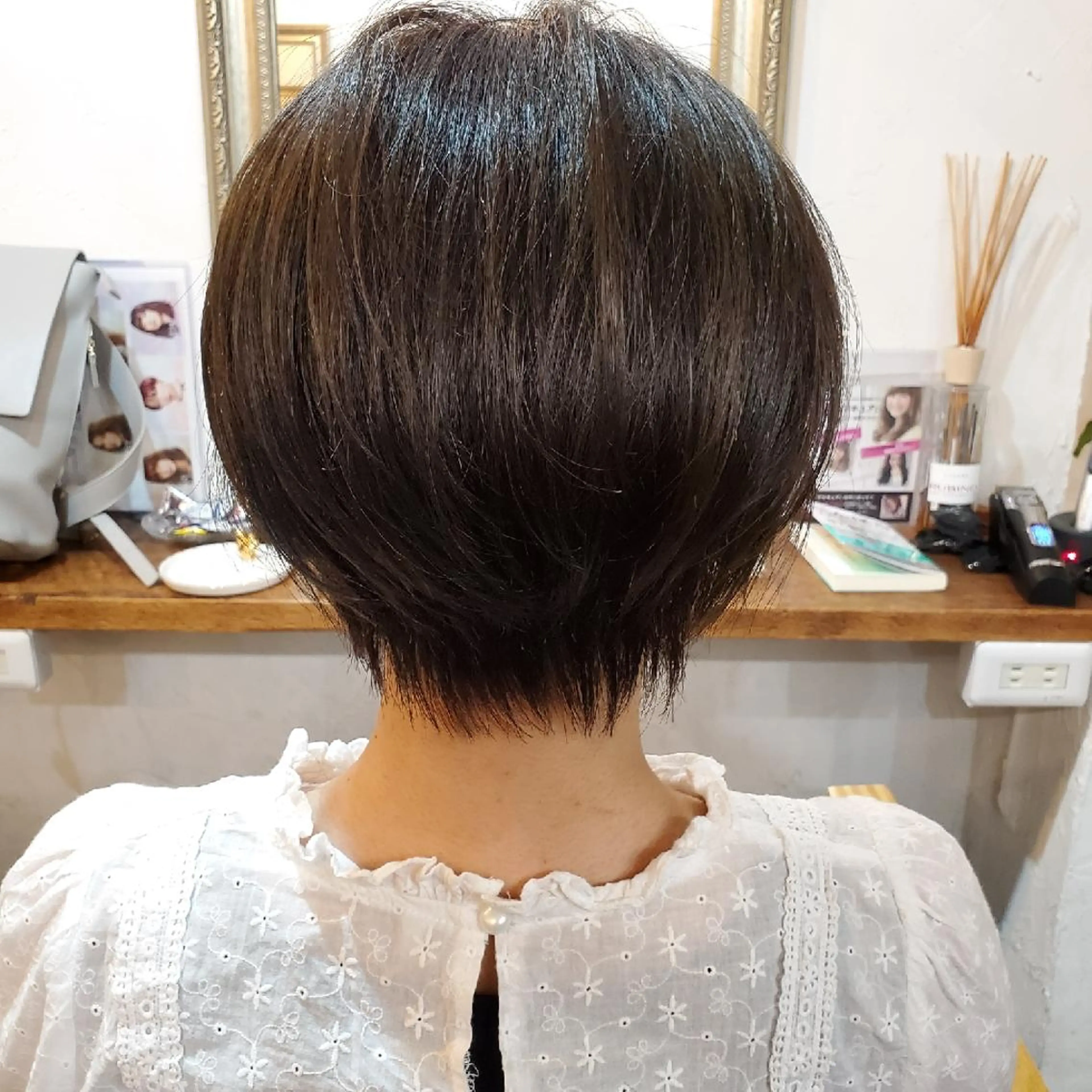 ショート カラー カット ヘアカラー トリートメント フリーランス所属・韓国ヘア レイヤー くびれヘアMATSUのヘアスタイル