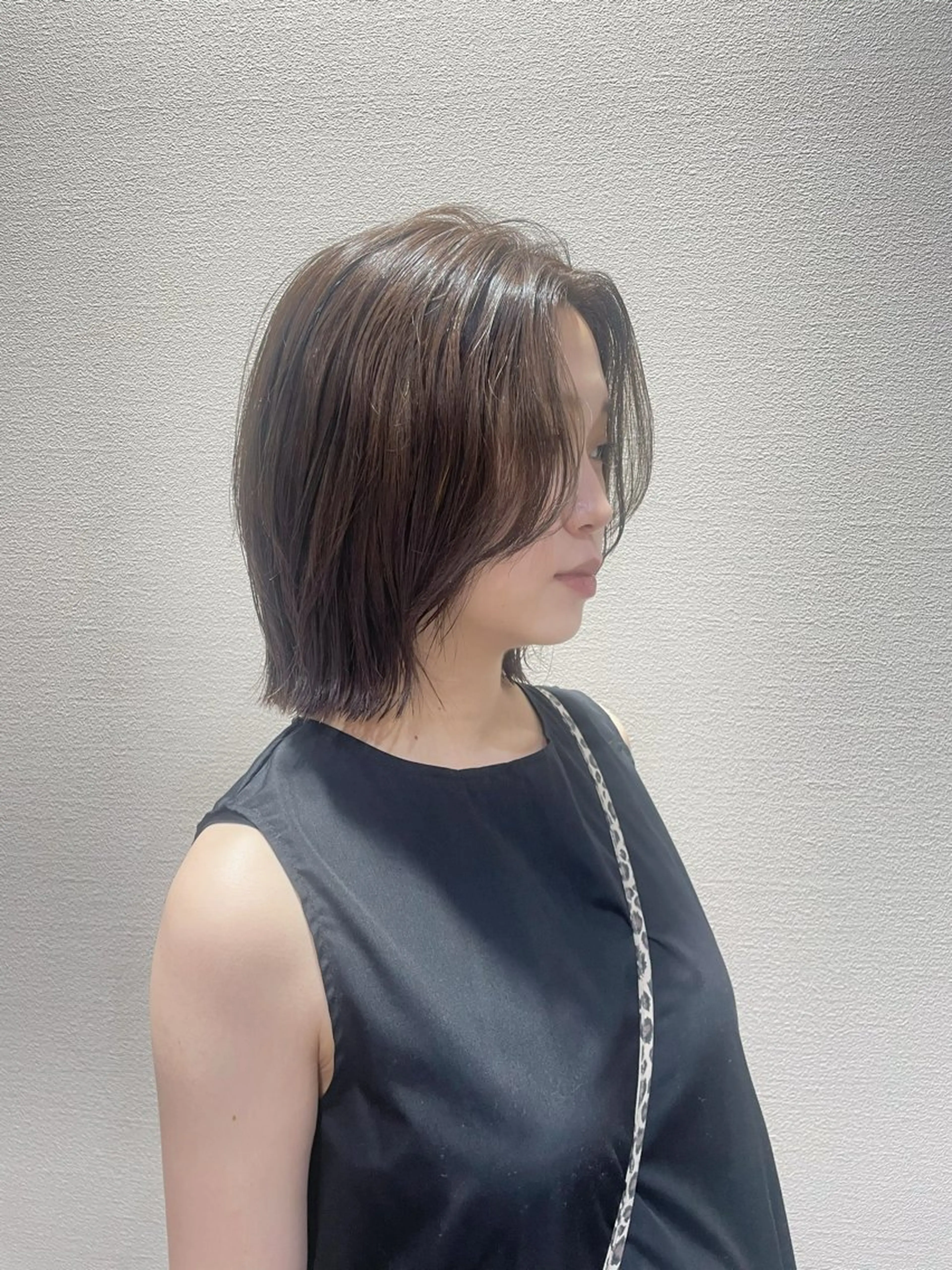 ミディアム カラー ブリーチ ケアブリーチ 透明感カラー ダブルカラー イヤリングカラー ひなた 艶カラー/渋谷のヘアスタイル