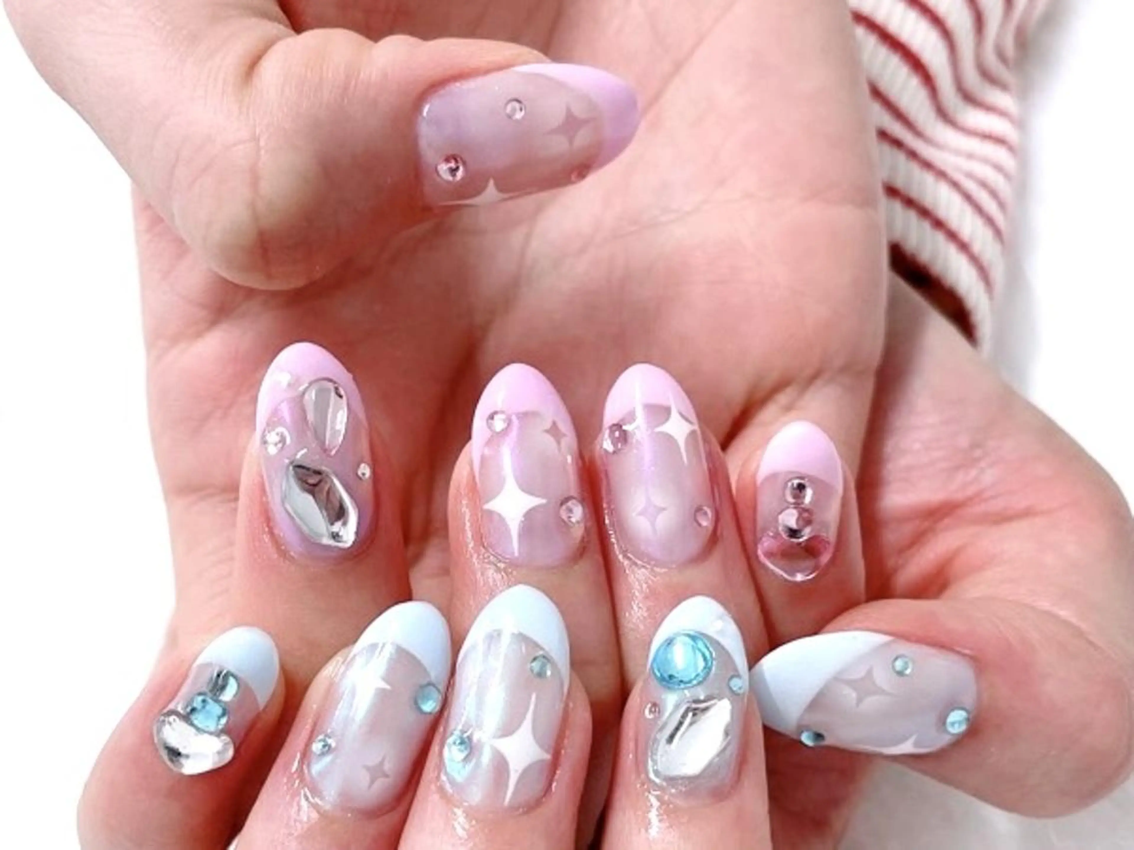 ネイル ハンドネイル U nail 🩷新宿店のネイルデザイン