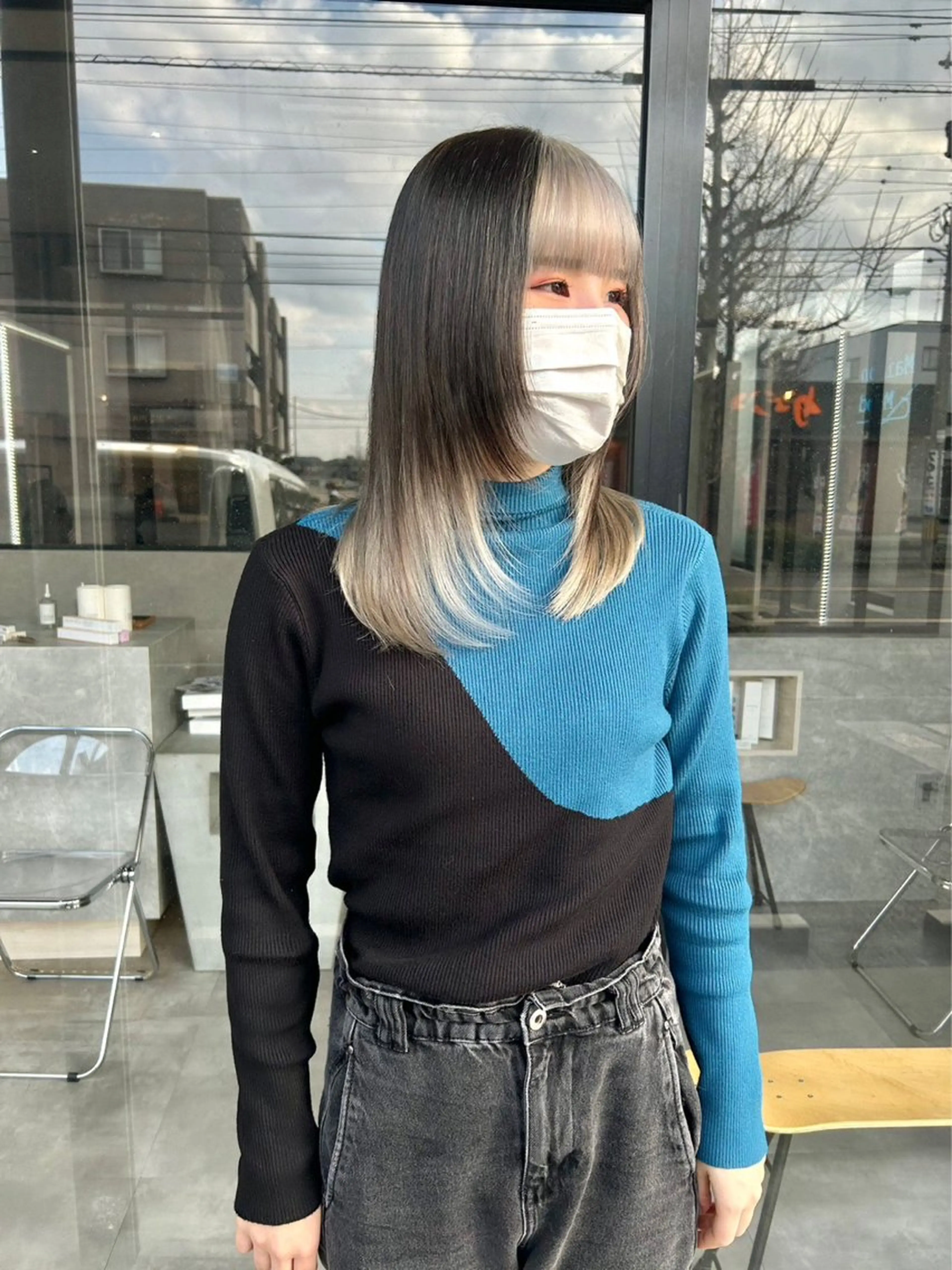 セミロング カラー アッシュ ミストバング ベージュカラー ブリーチ デザインカラー 長谷川 湧のヘアスタイル
