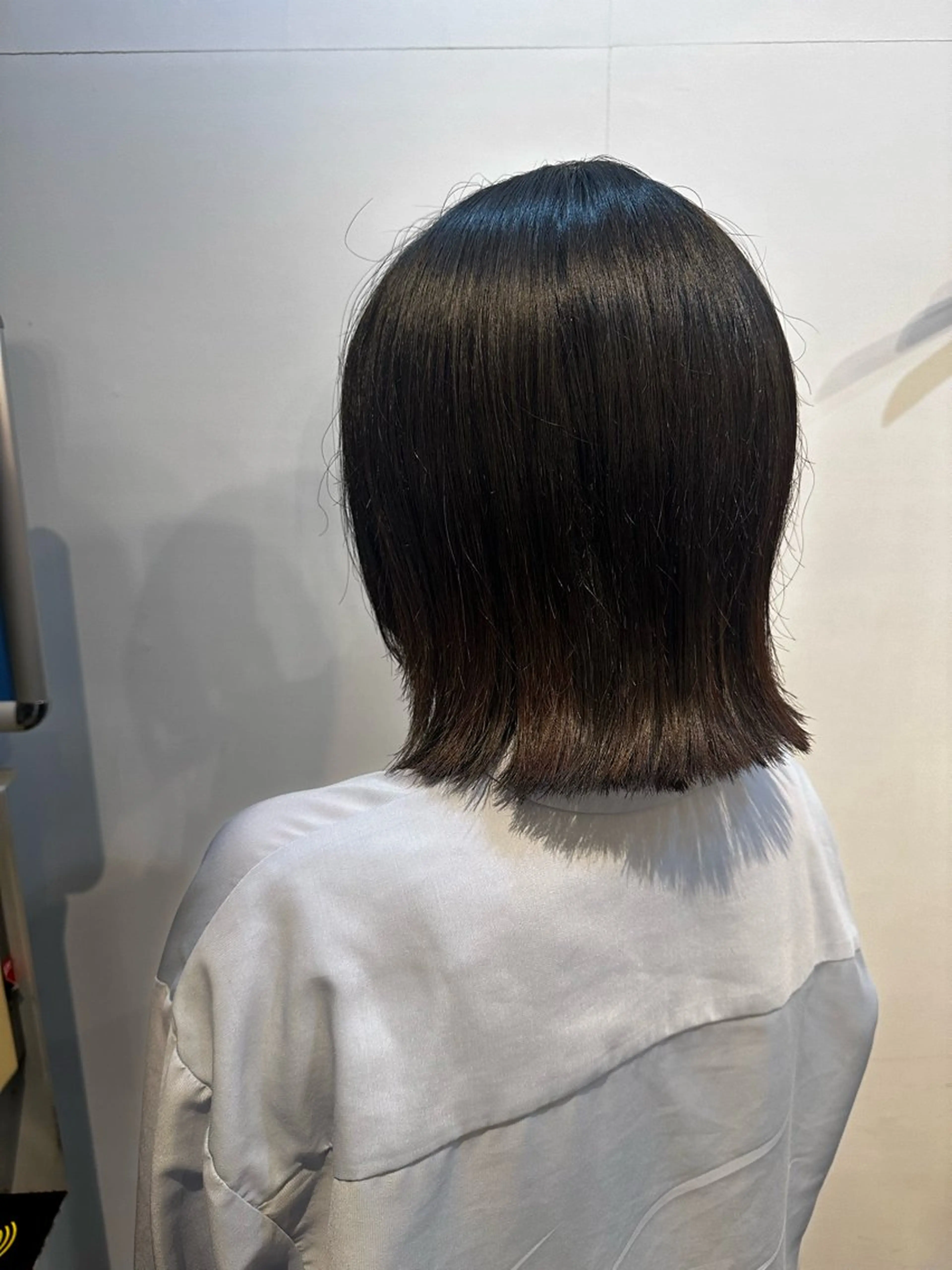 ミディアム 切りっぱなしボブ ボブ SOURCE hair space所属・林 南美のヘアスタイル