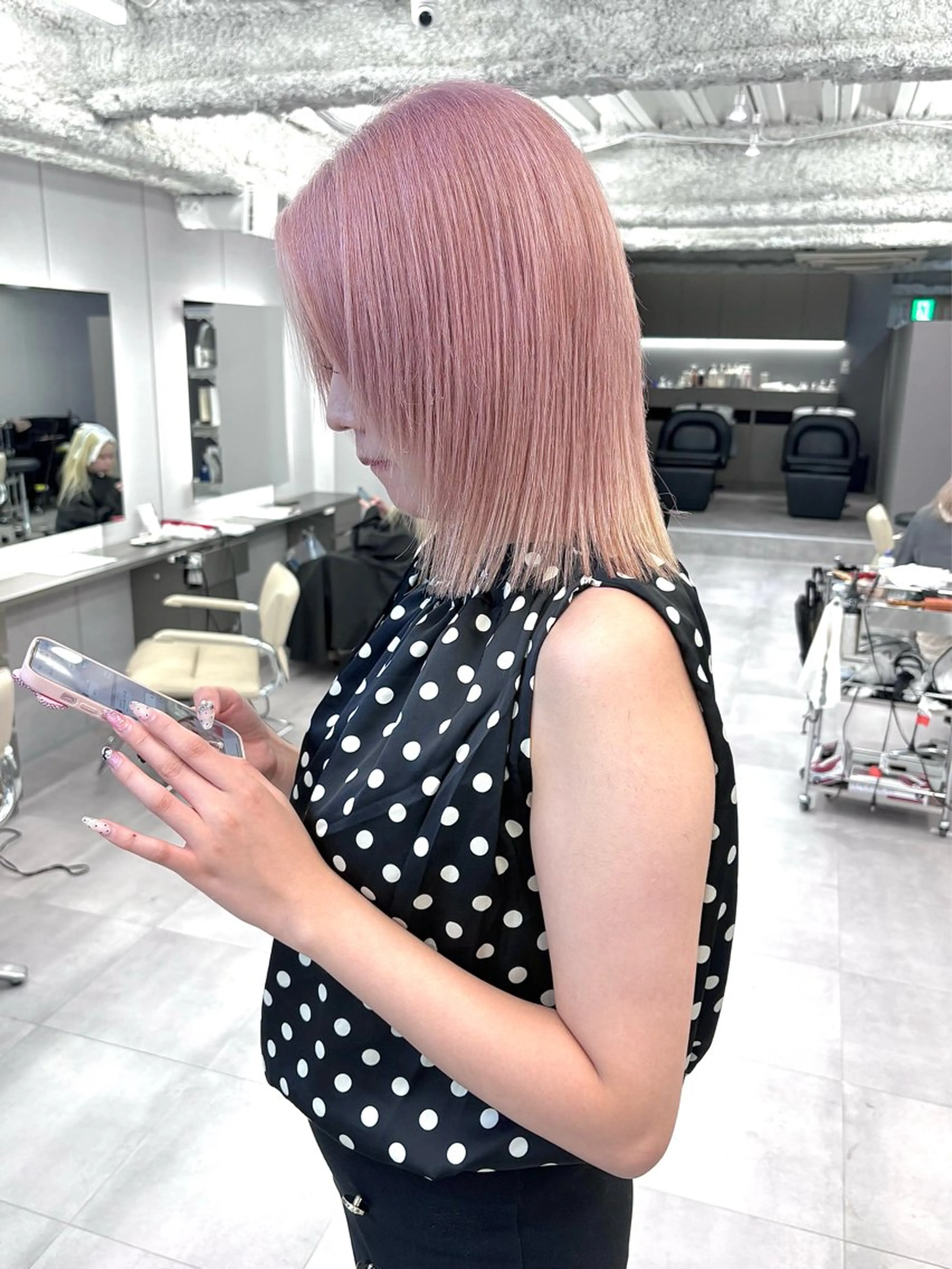 ミディアム カラー ヘアカラー ukyo/透明感 カラー/ハイライトのヘアスタイル