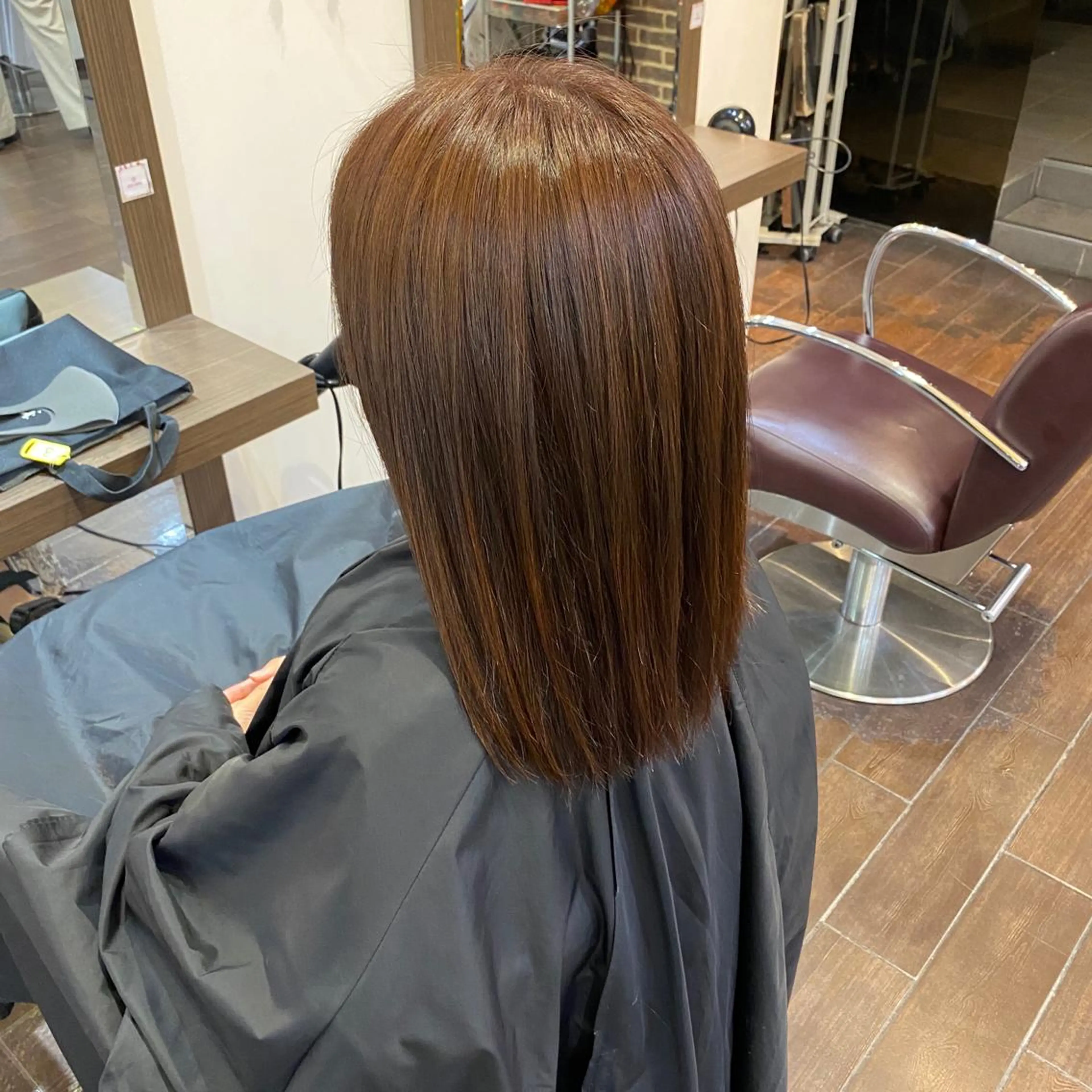 ミディアム カラー newi saLyu 今井海斗のヘアスタイル