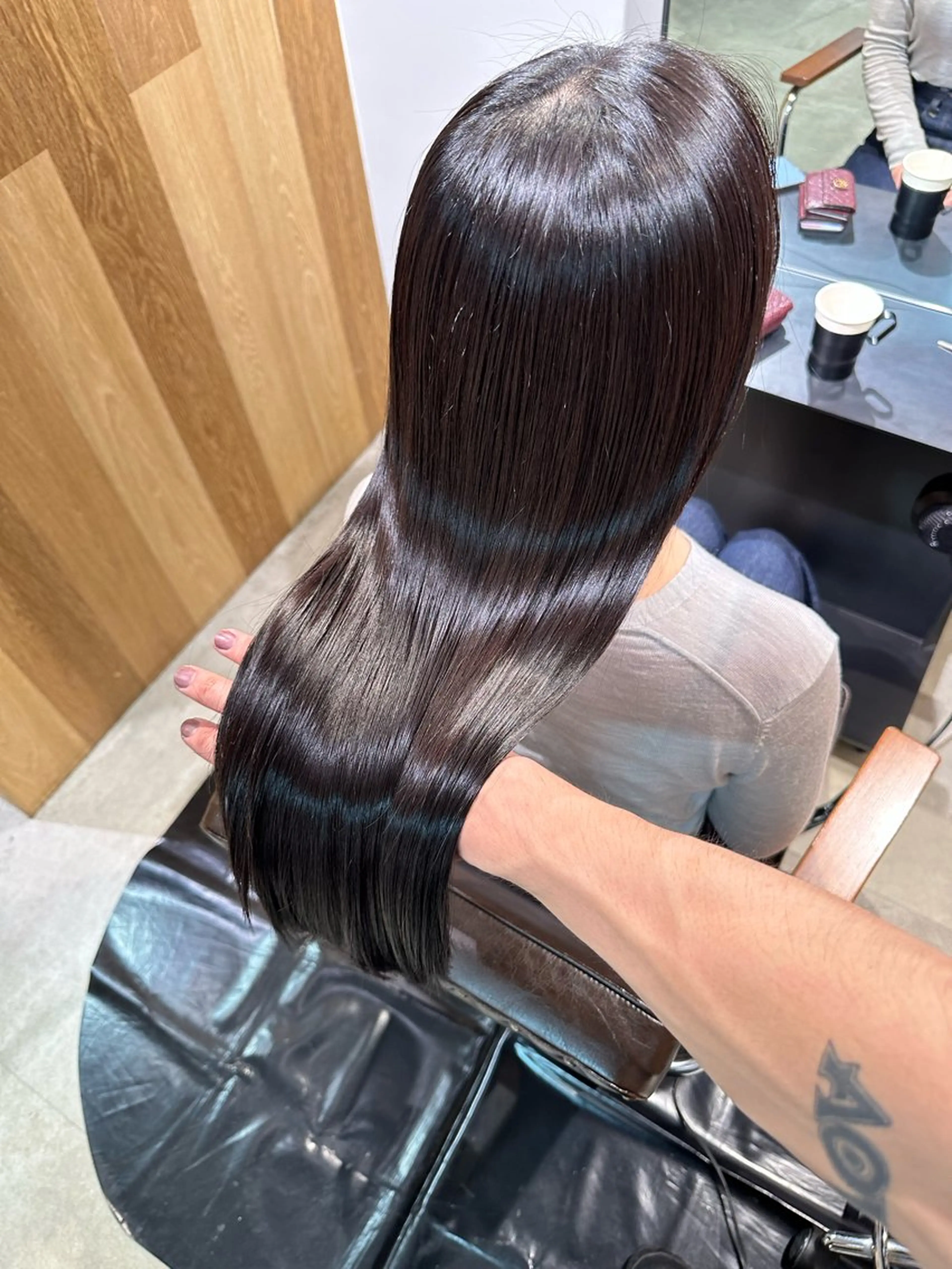 ロング ヘアカラー トリートメント DXシェアサロン渋谷所属・縮毛矯正🌝髪質改善 🌝しじたかゆきのヘアスタイル