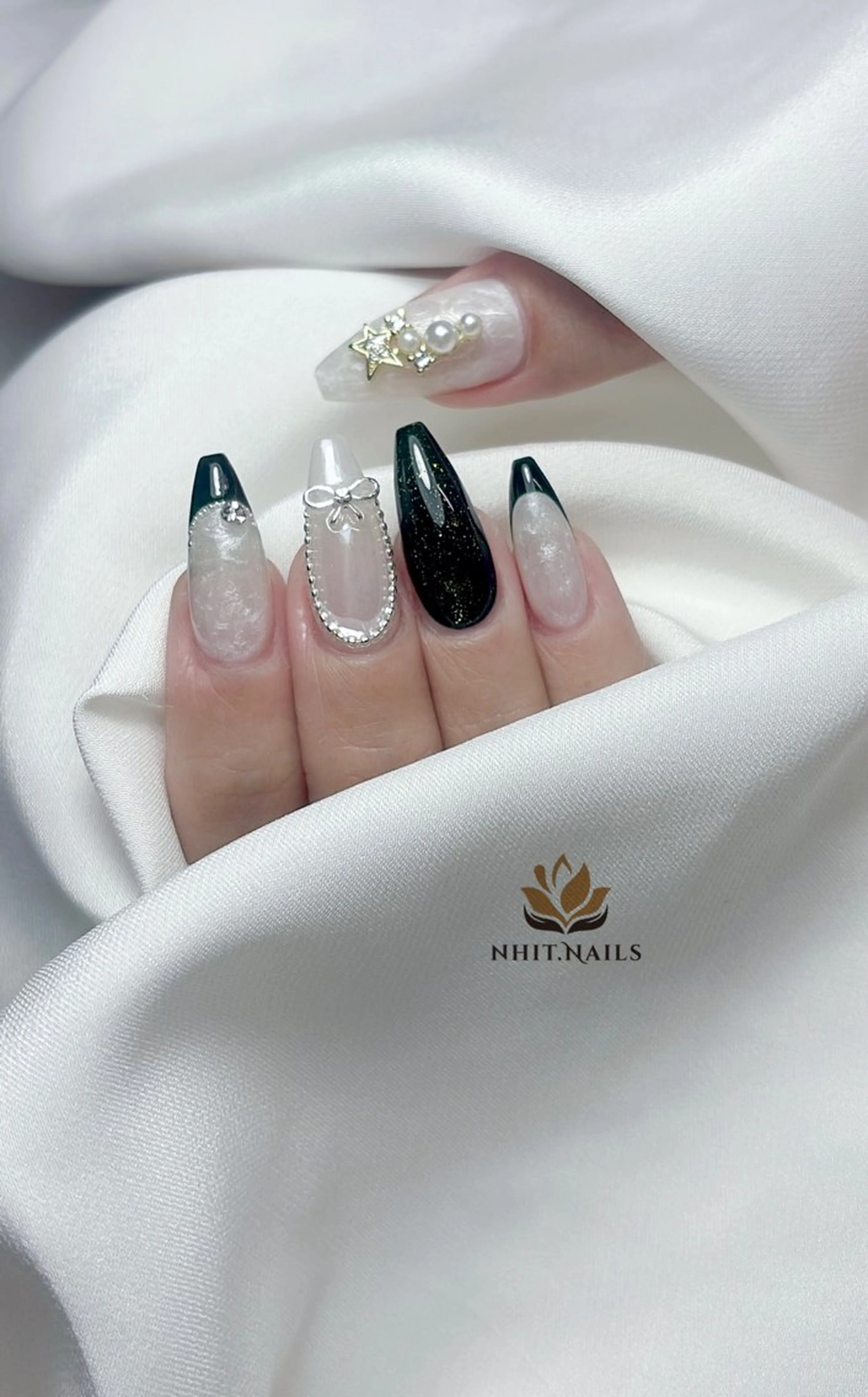 ネイル ニットネイル所属・Nhit Nailsのネイルデザイン