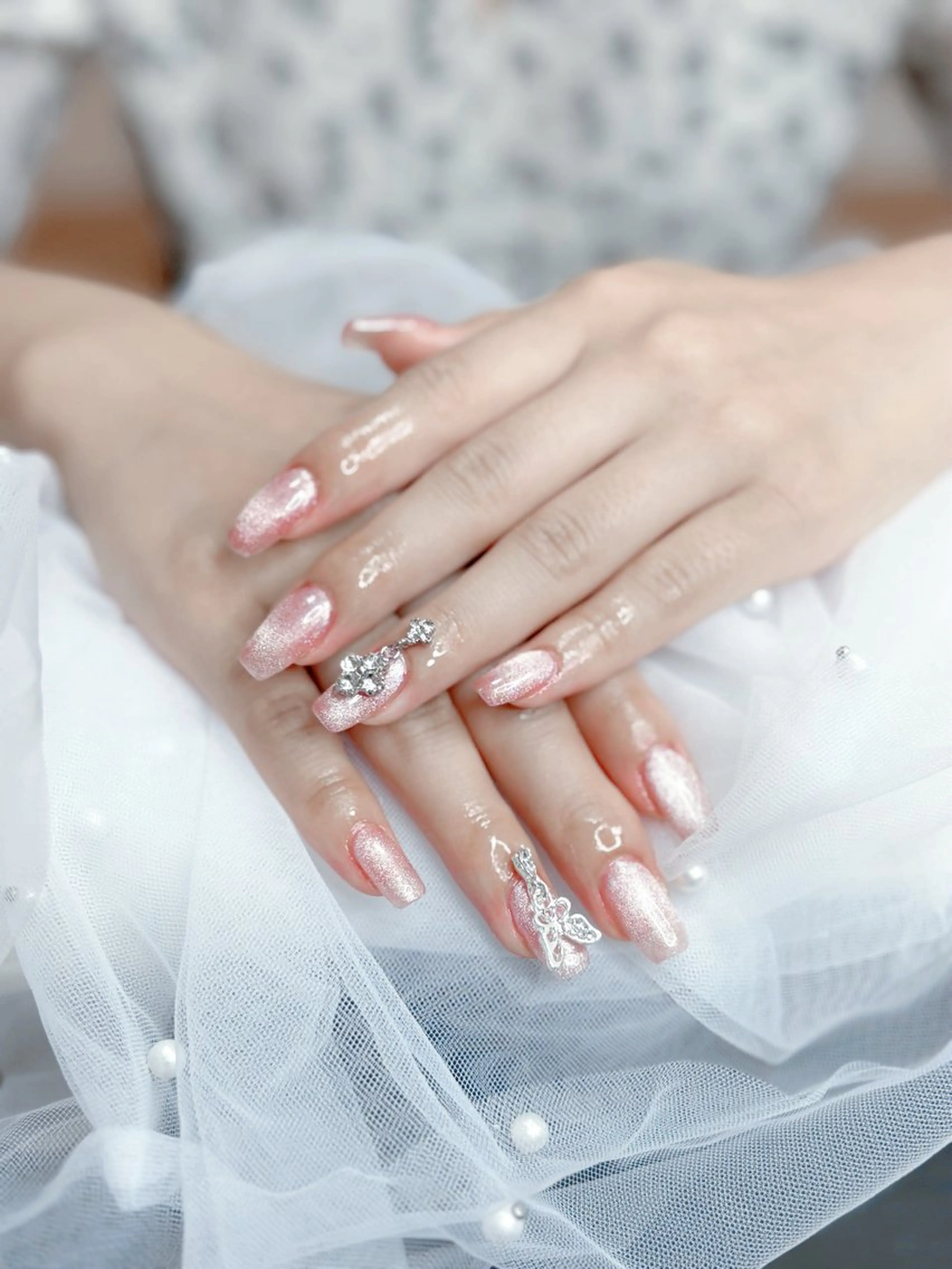 ネイル ハンドネイル 💐Lumière 🩵かわちゃん💅のネイルデザイン