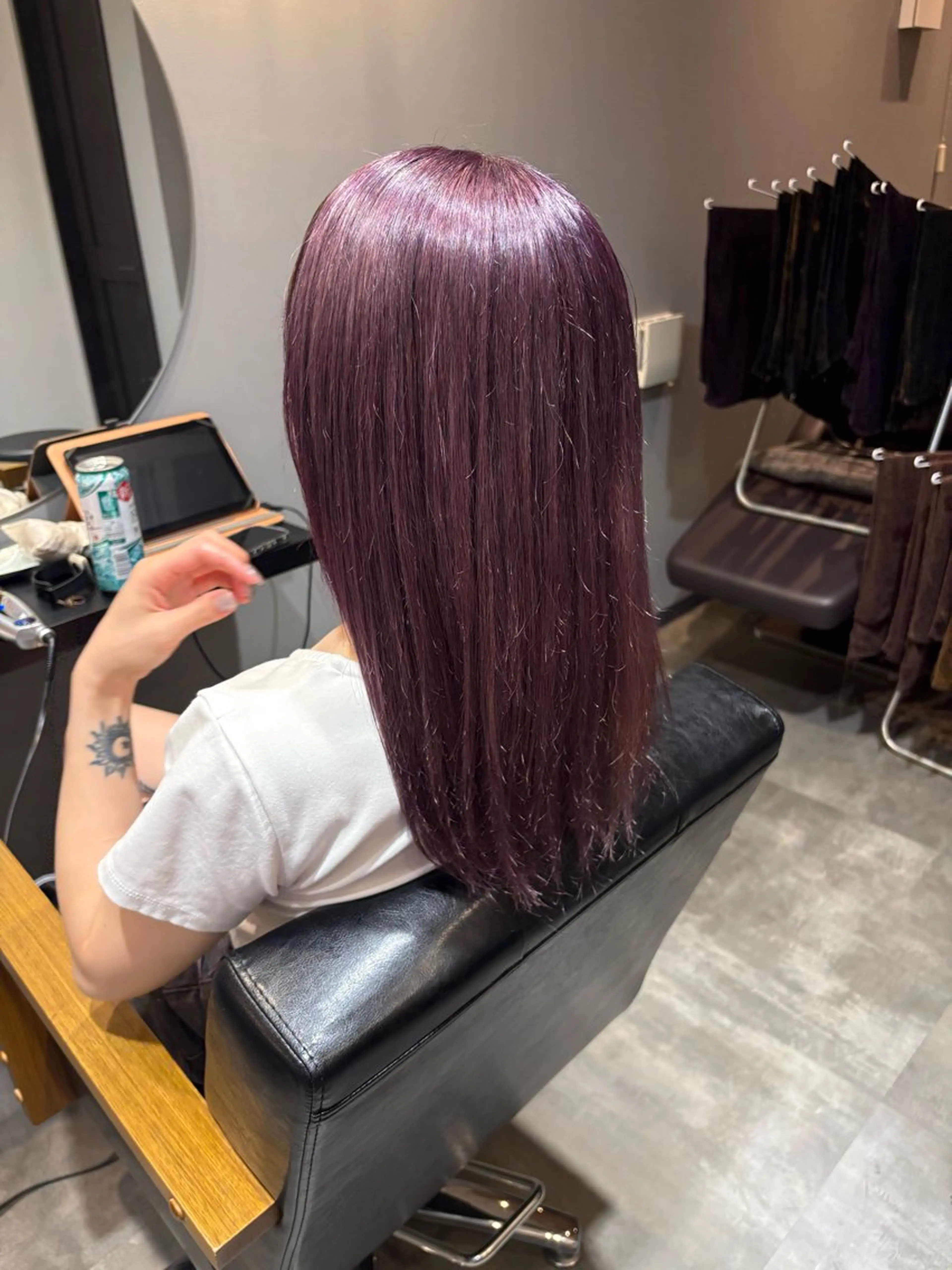 セミロング ヘアカラー 小堀 いぶきのヘアスタイル