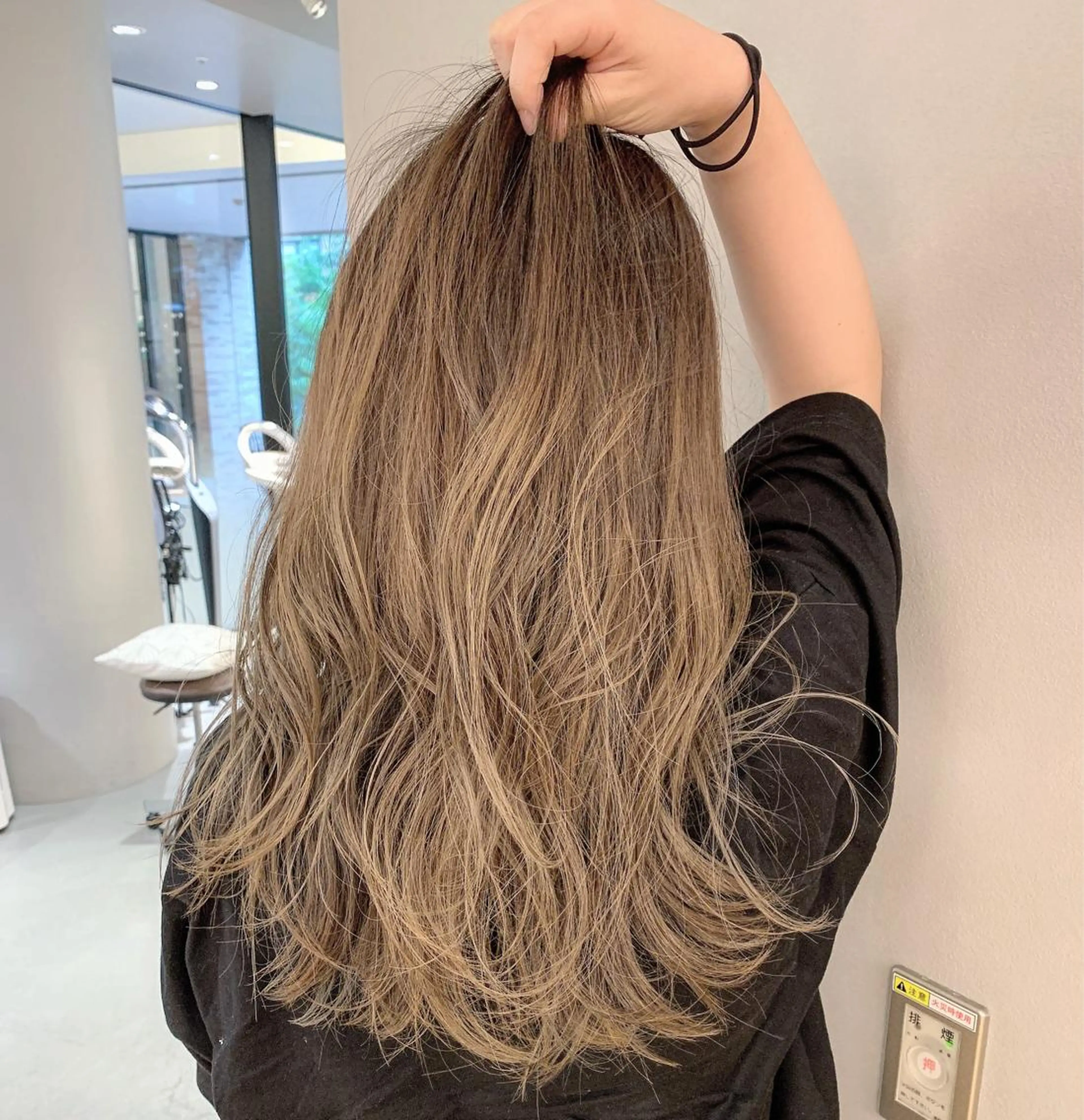 ロング カラー box mico. mutsumiのヘアスタイル