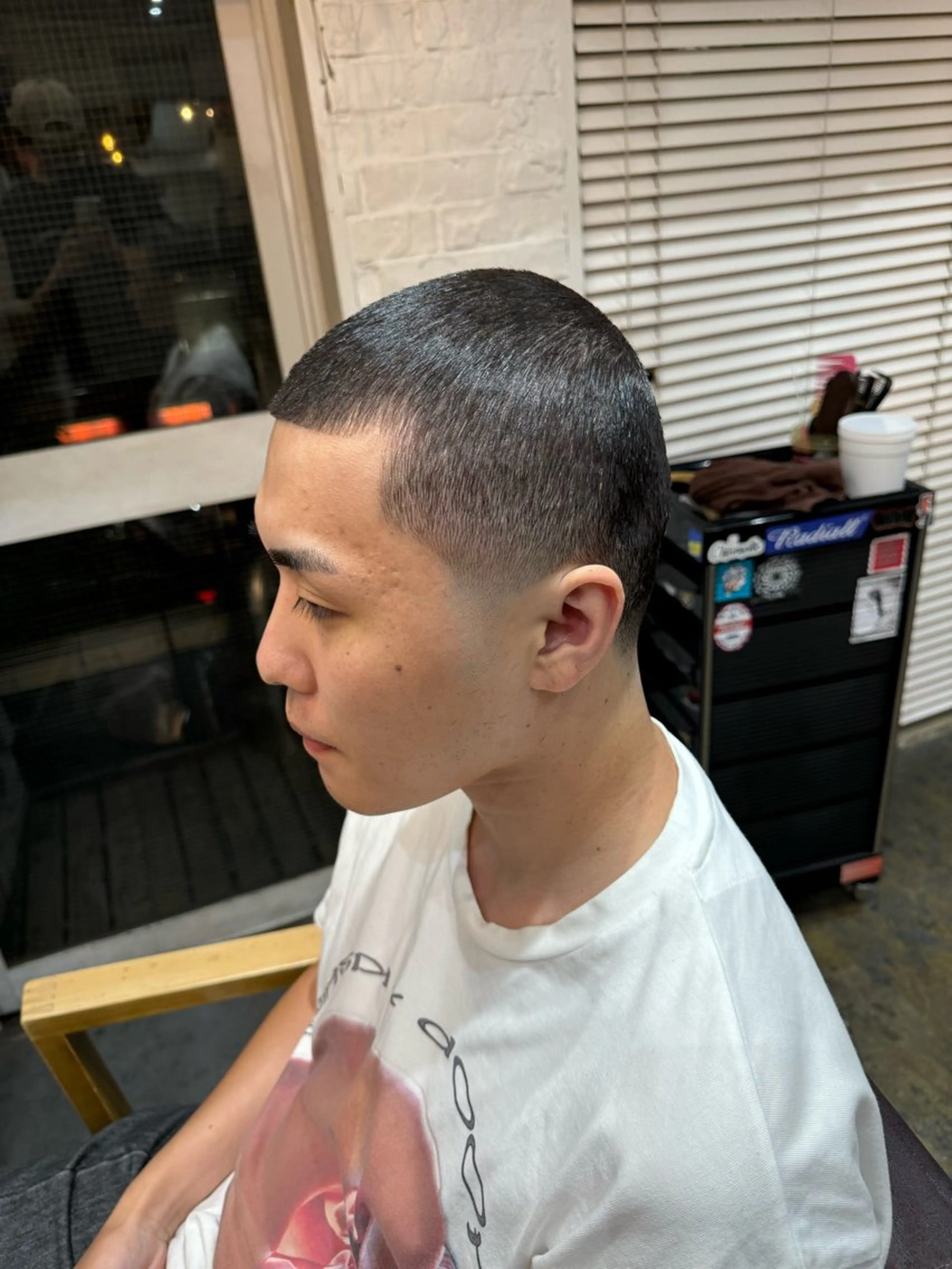 ショート パーマ メンズ センターパート ダウンパーマ フェードカット メンズハイライト メンズパーマ カット パーマ トリートメント 💈メンズ特化💈 TASUKUのヘアスタイル