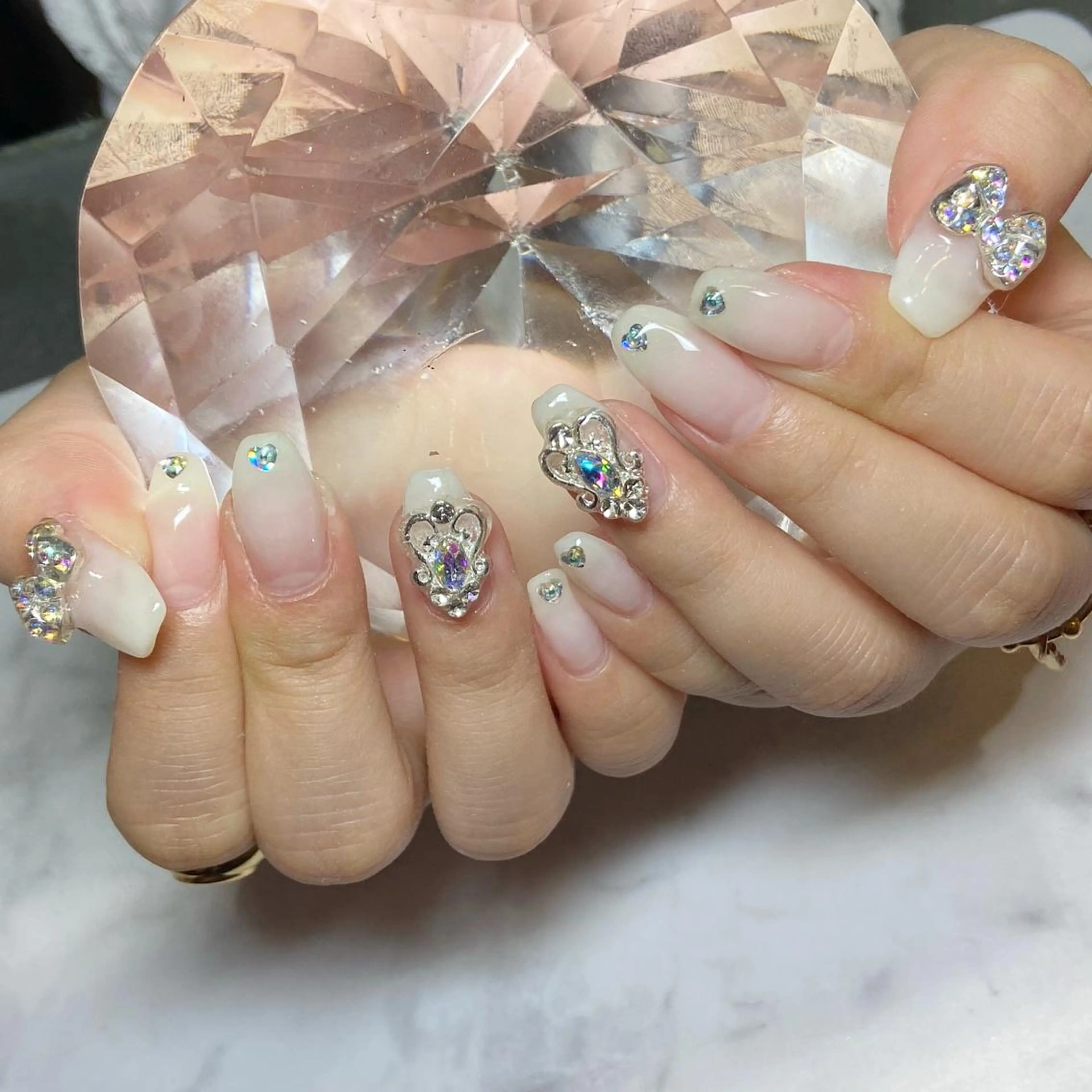 ネイル ハンドネイル YUN 💅のネイルデザイン