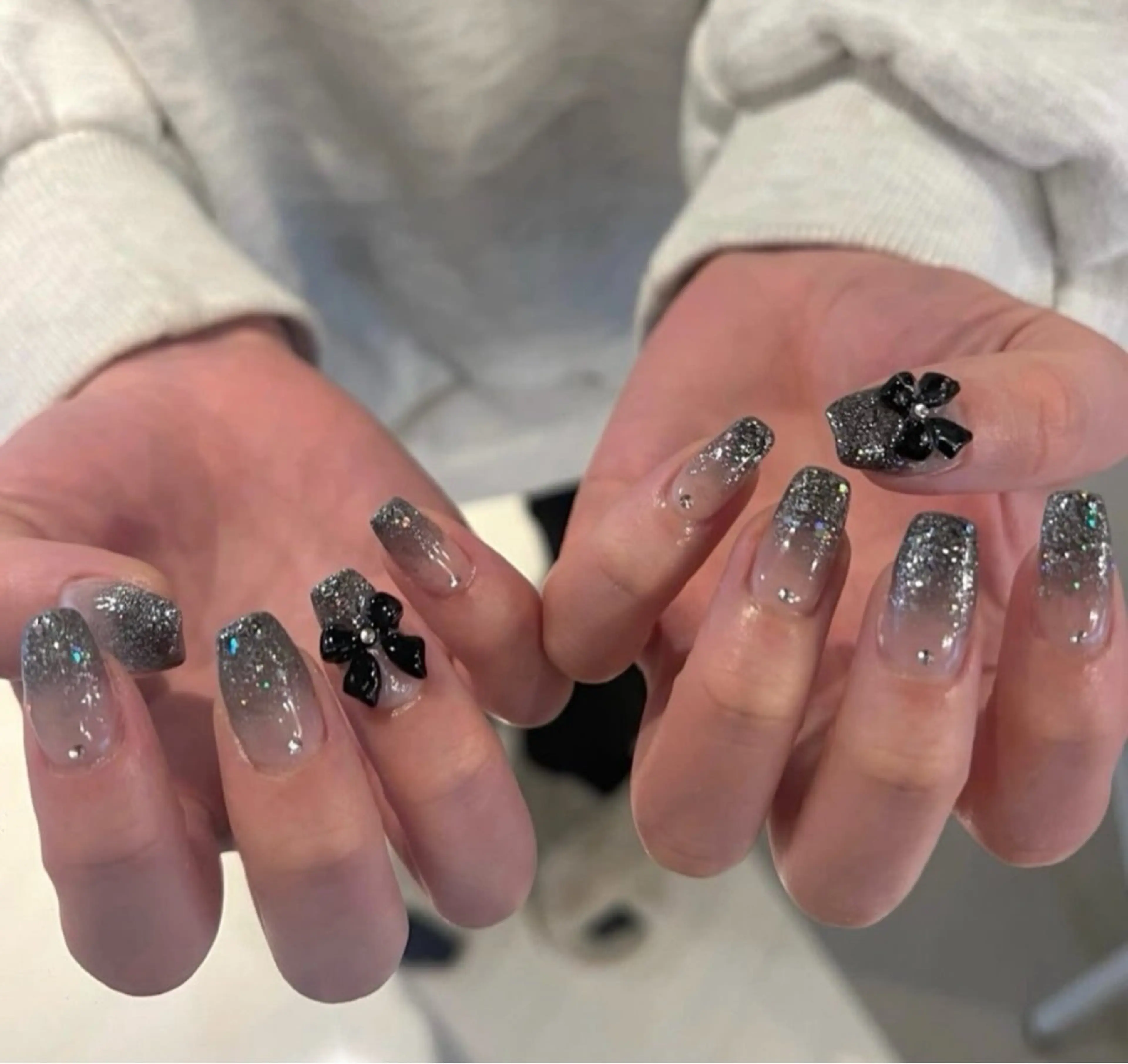 ネイル アートネイル 長さ出し ジェルネイル マグネットネイル ニュアンスネイル なな_ CloudyChanのネイルデザイン