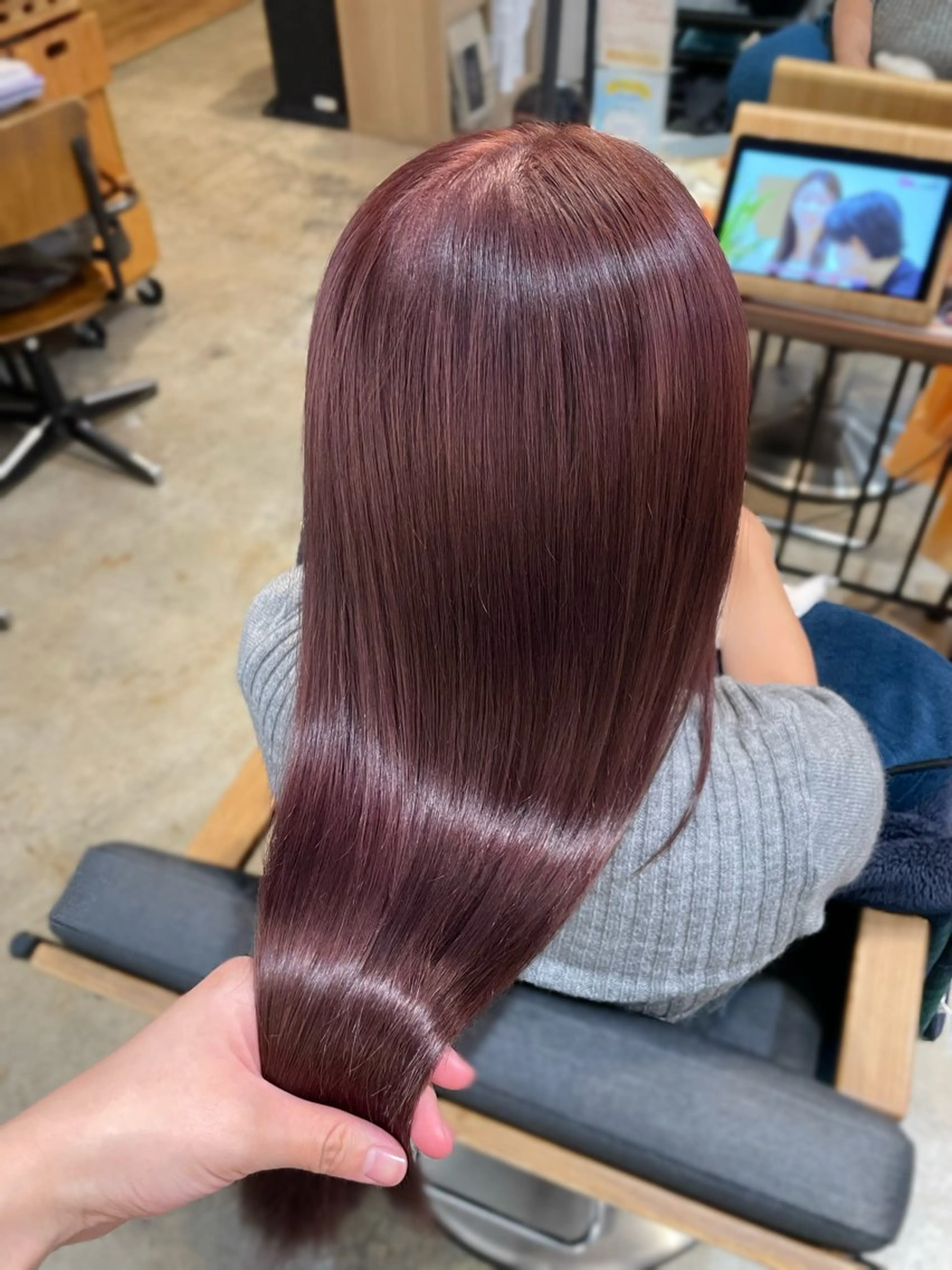 ロング カラー ブリーチ ダブルカラー ラベンダーカラー ラベンダーピンク ブリーチなしカラー カット ヘアカラー トリートメント 透明感カラー🪡✨ レイヤー/ rinaのヘアスタイル