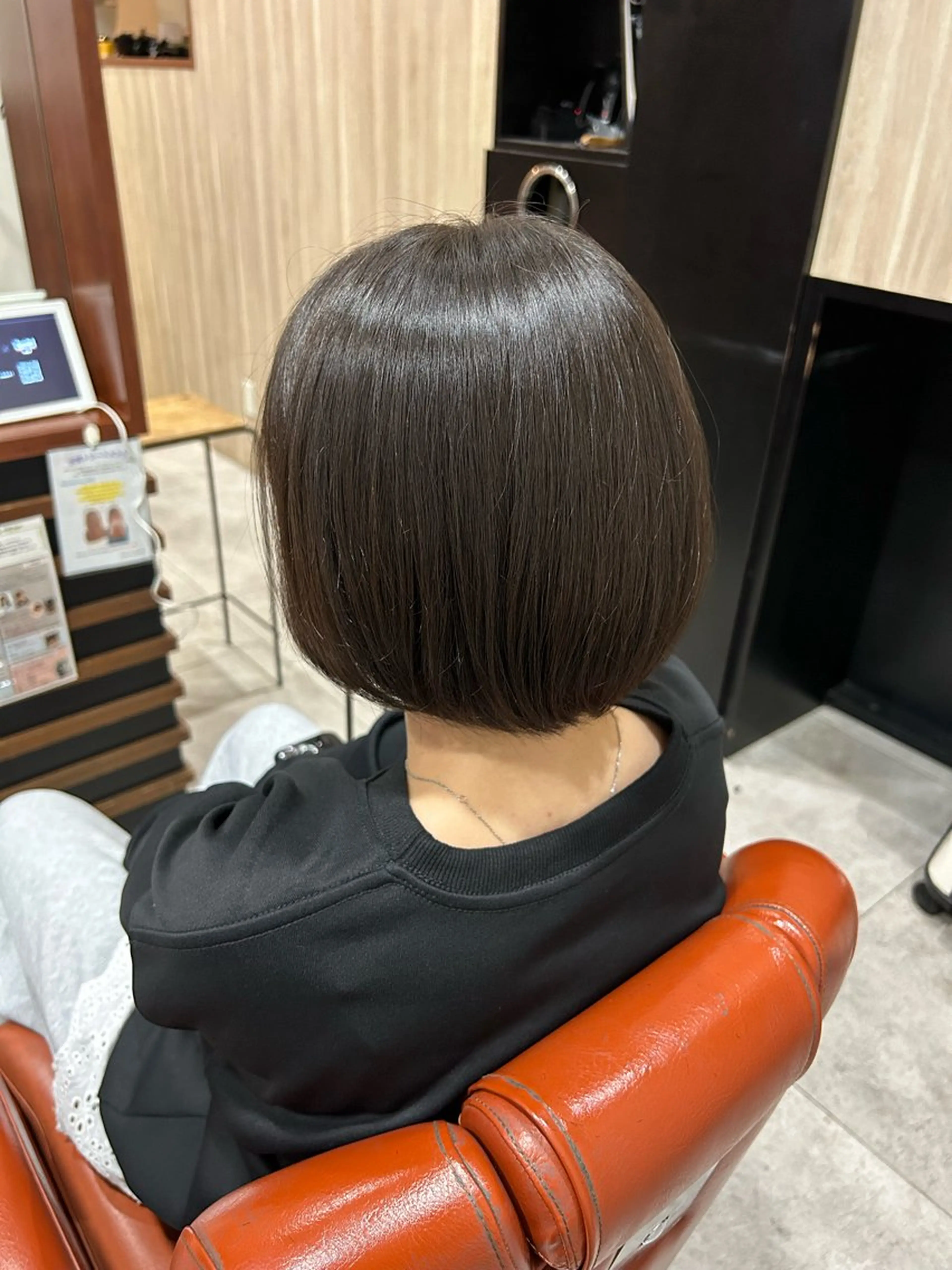 ショート ボブ すずき もゆのヘアスタイル