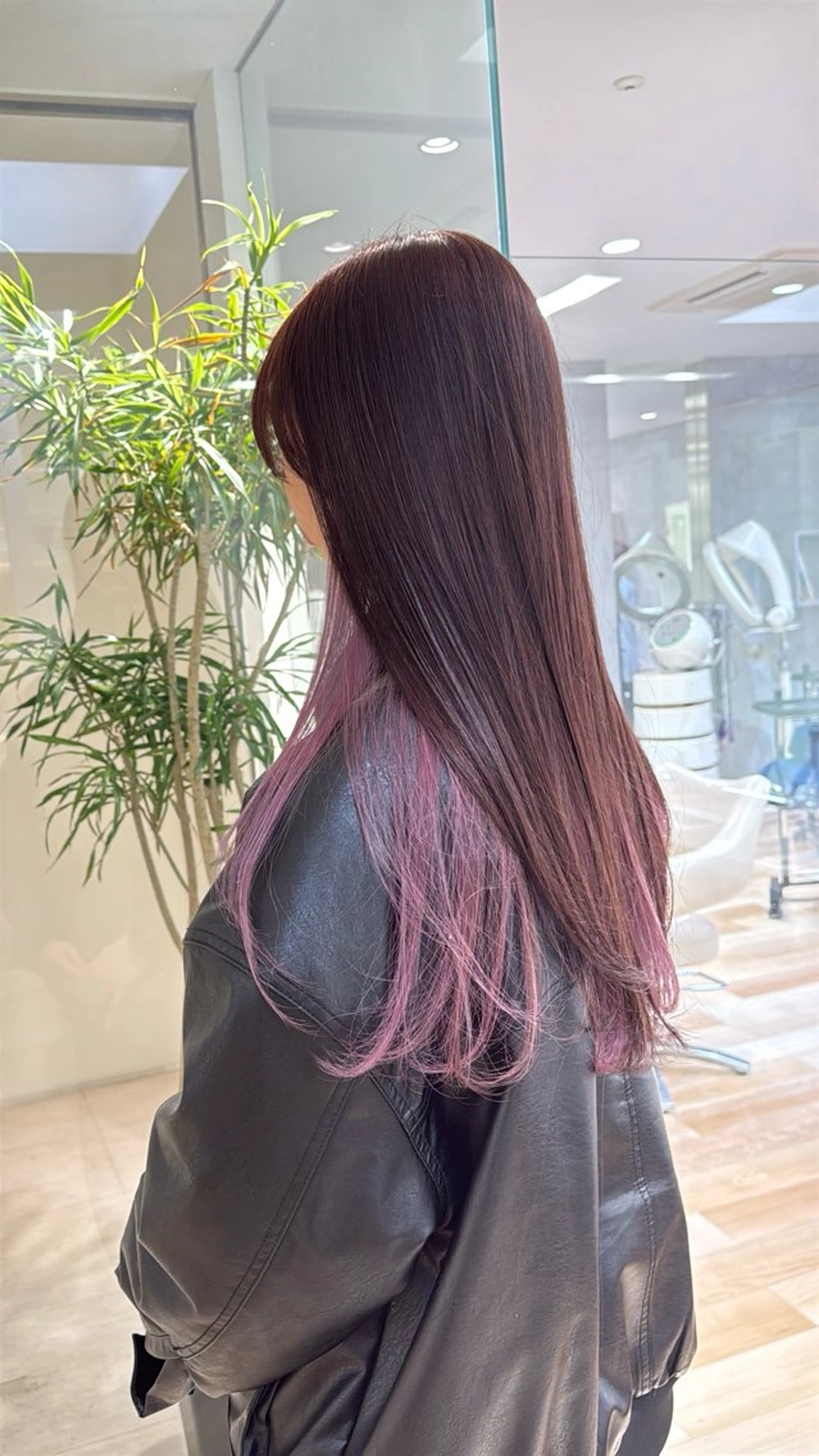 ロング カラー インナーカラー カット ヘアカラー トリートメント 松永 わかなのヘアスタイル