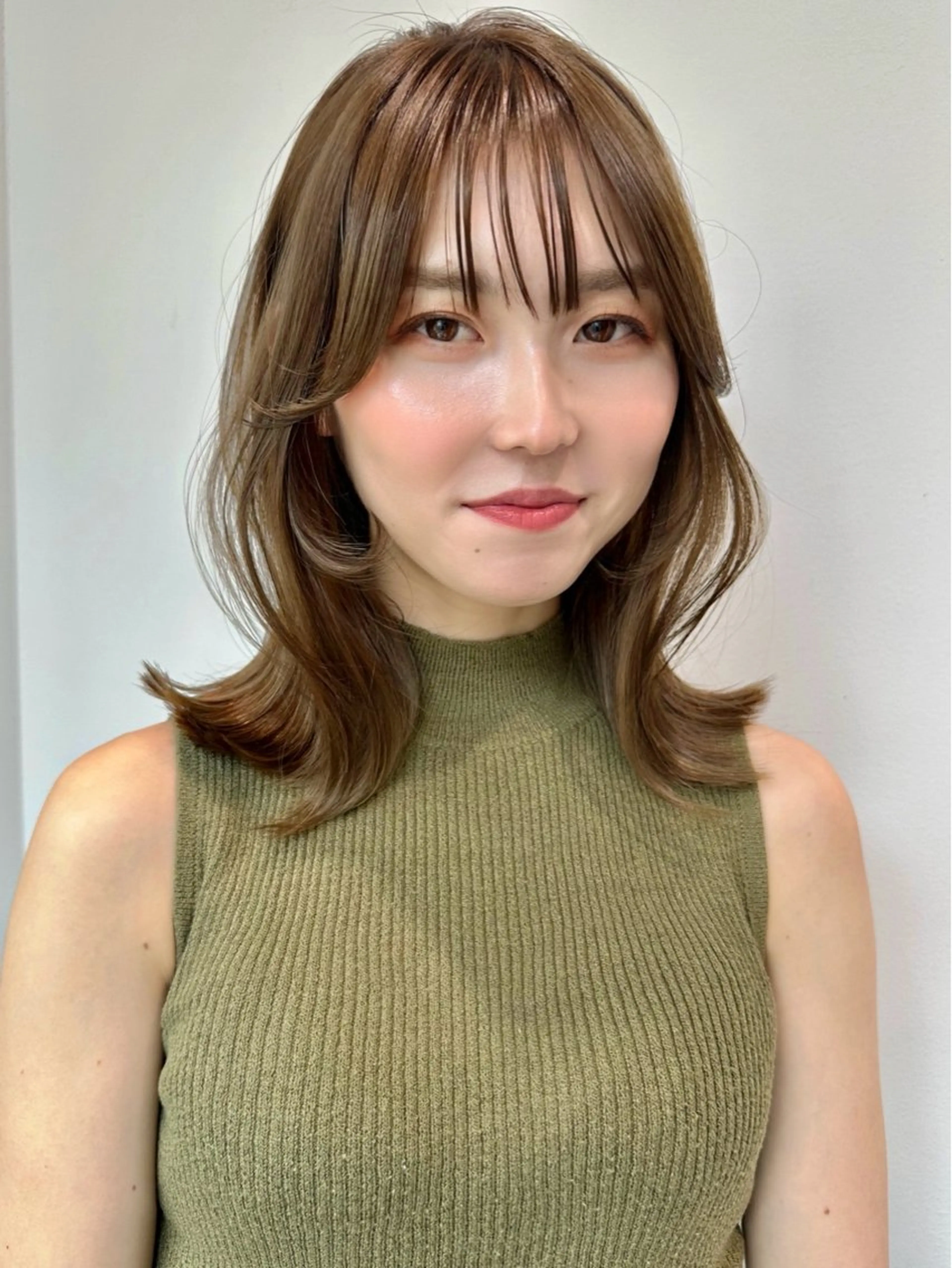 セミロング カラー 透明感カラー 顔周りカット レイヤーカット トリートメント カット ヘアカラー トリートメント 🩰ナチュラル可愛い kamicare🩰のヘアスタイル