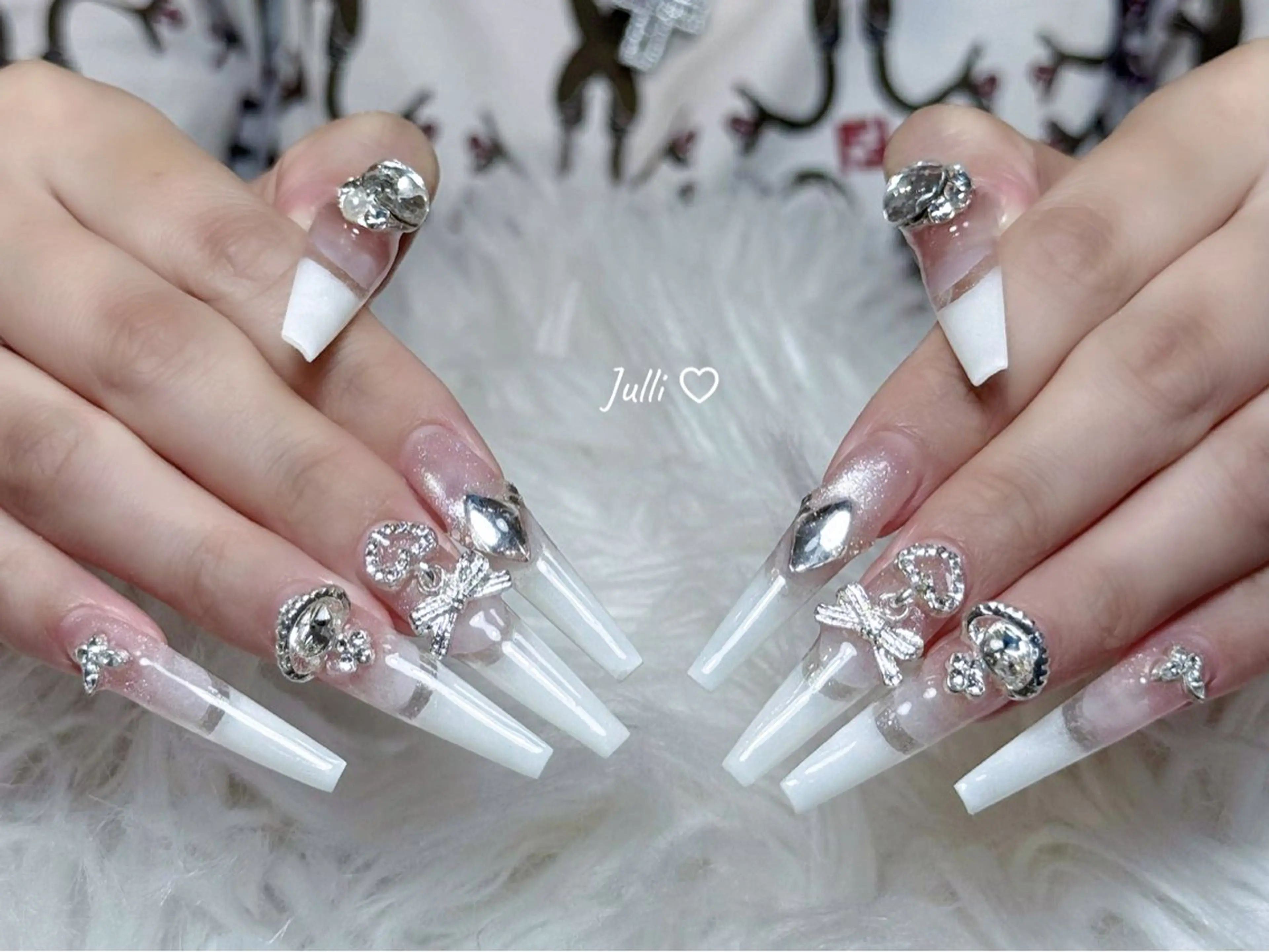 ネイル フレンチネイル ジェルネイル キラキラネイル 韓国ネイル マグネットネイル ハンドネイル Julli nail studio所属・Julli NailStudioのネイルデザイン