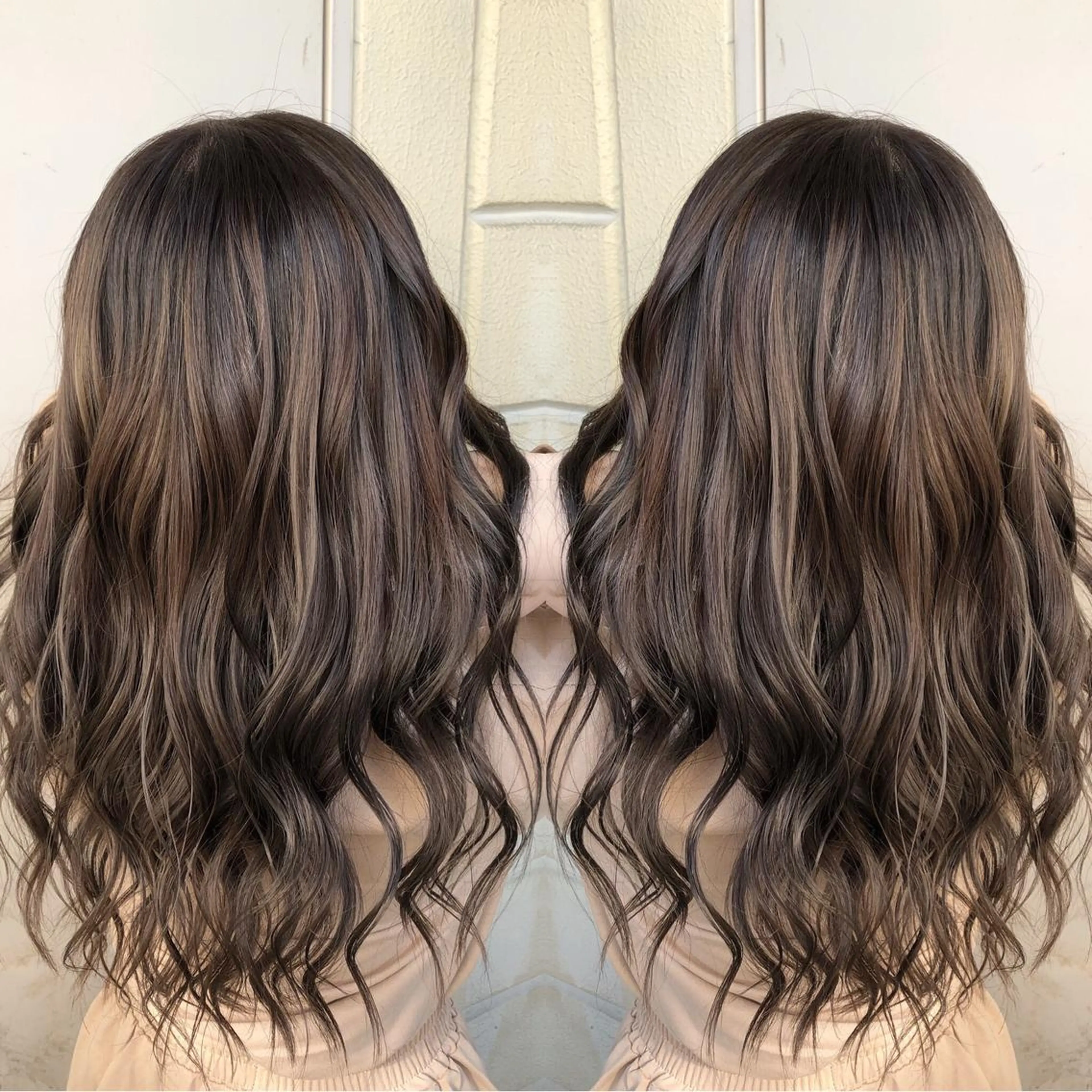 ロング カラー kr2s アメ村のヘアスタイル