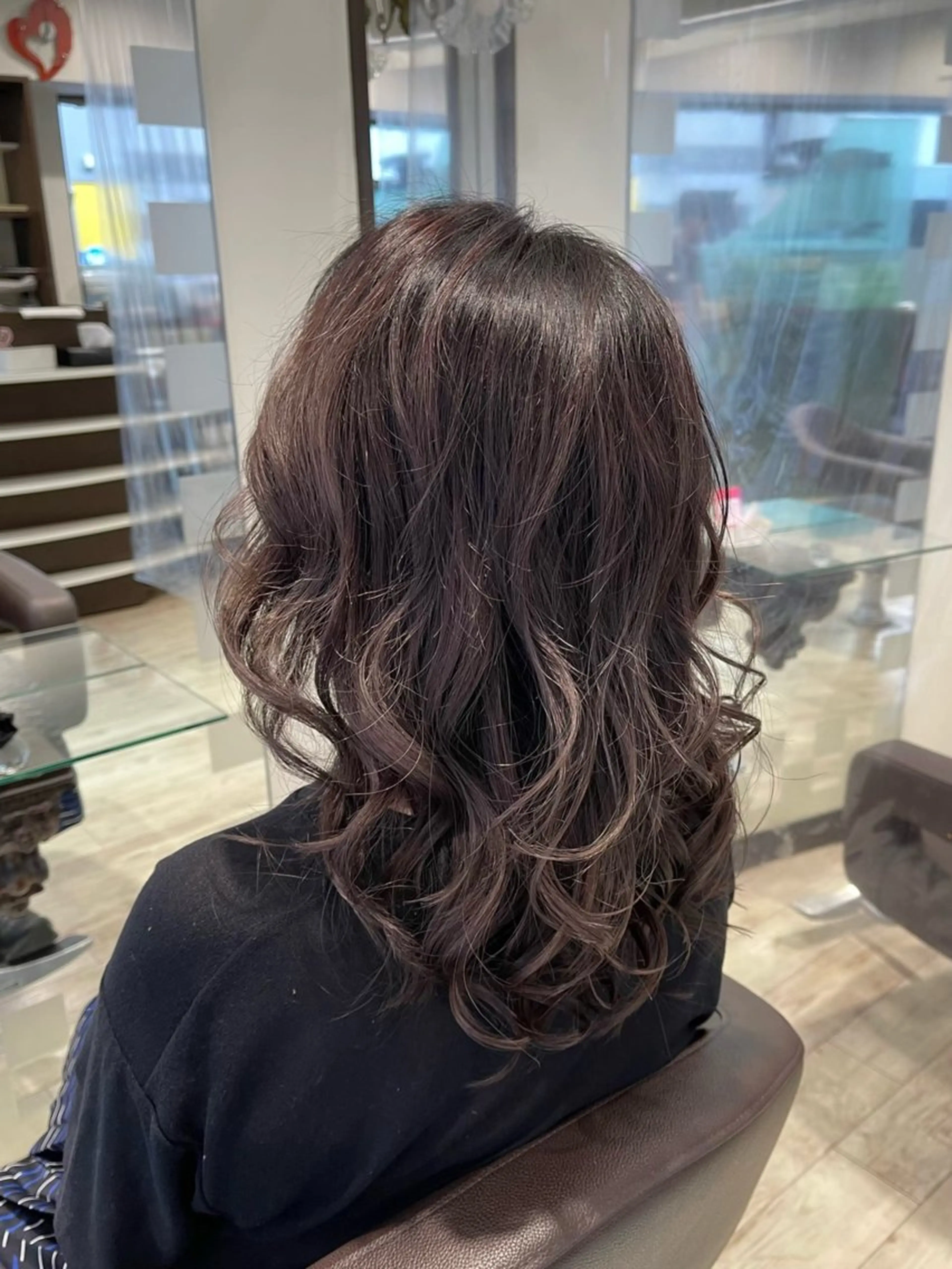 セミロング パーマ 花澤 文子のヘアスタイル